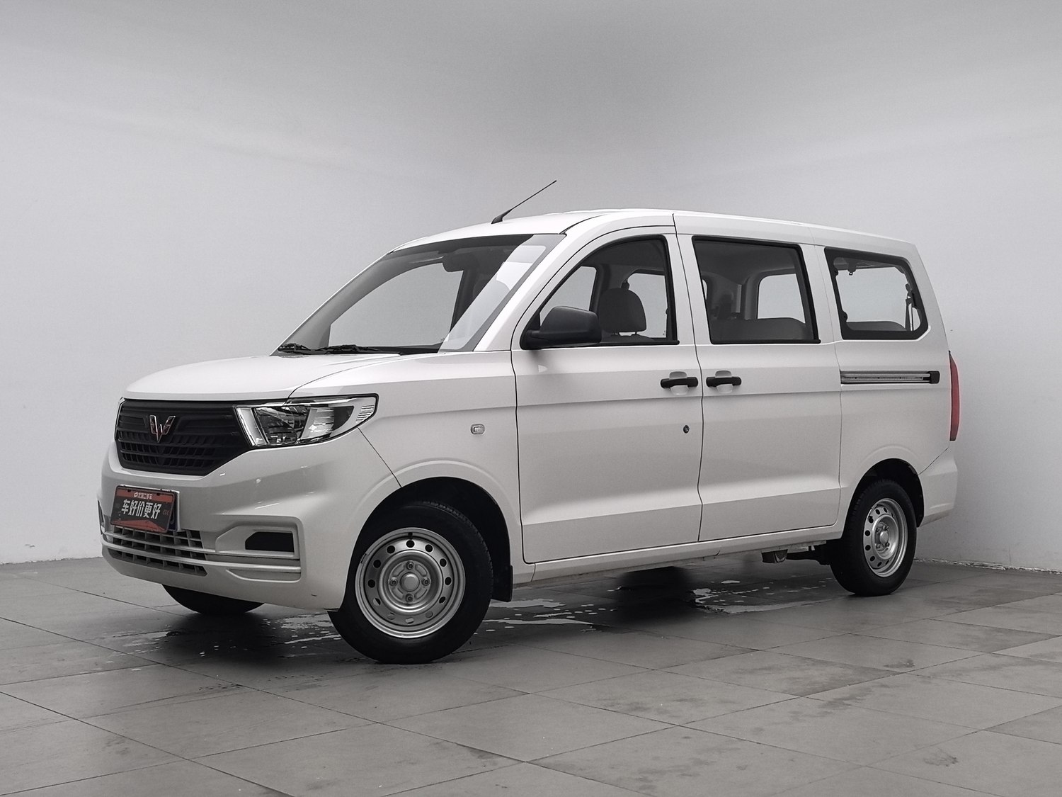 Used Wuling Hongguang V 2022 1.5 MT
