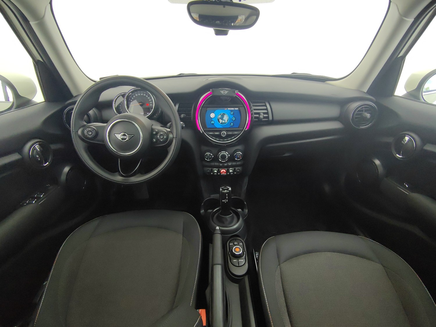 Used MINI MINI 2020 1.5 AT