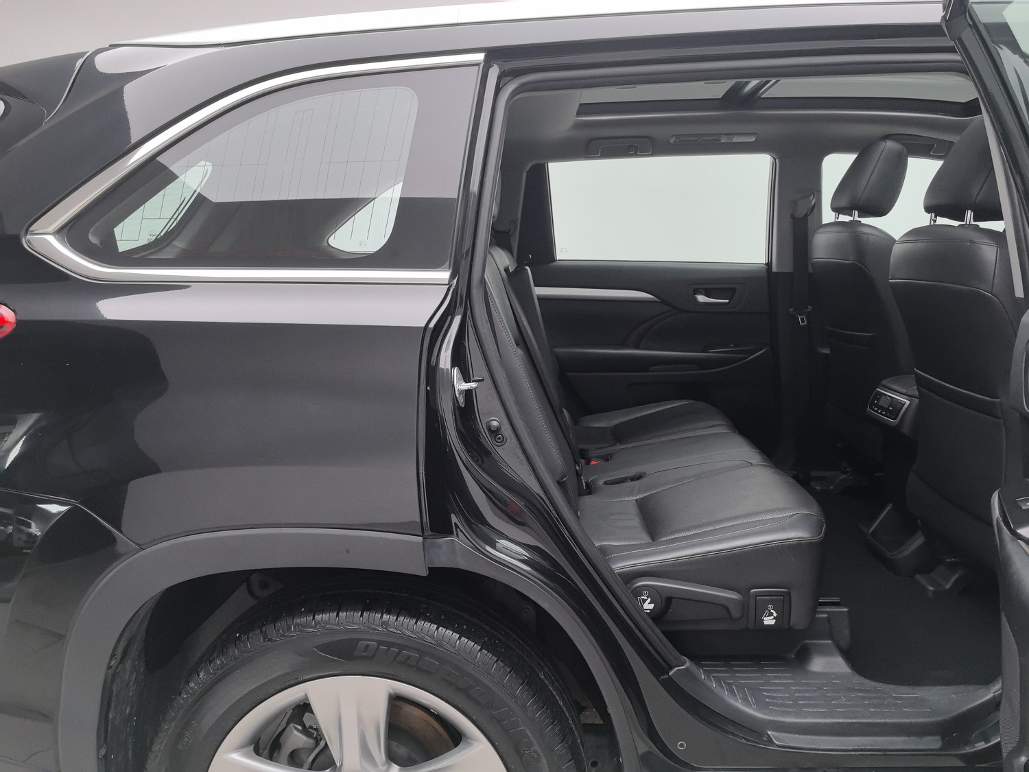 Used Toyota Highlander 2018 2.0 AT