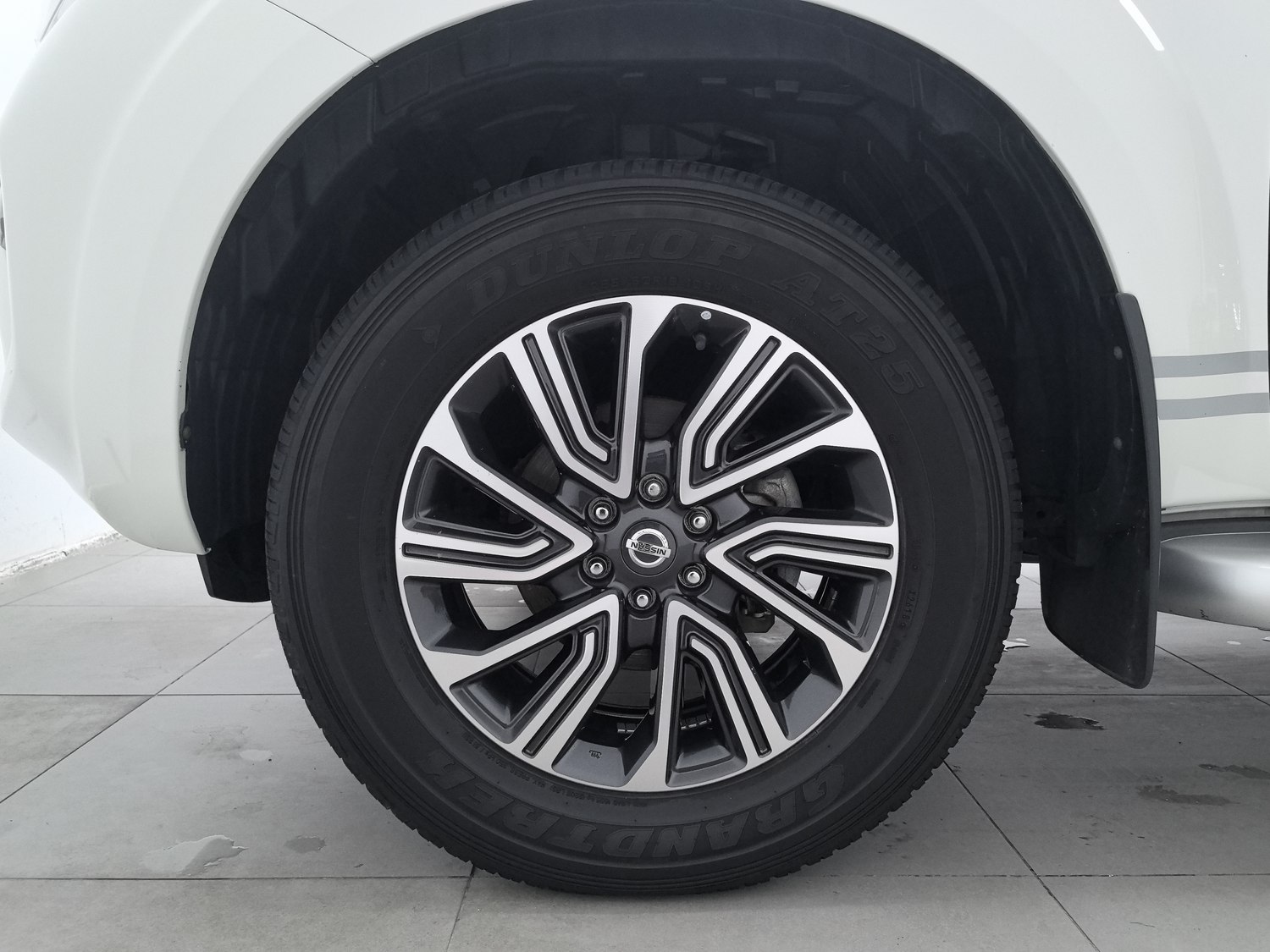 Used Nissan Terra 2018 2.5 AT