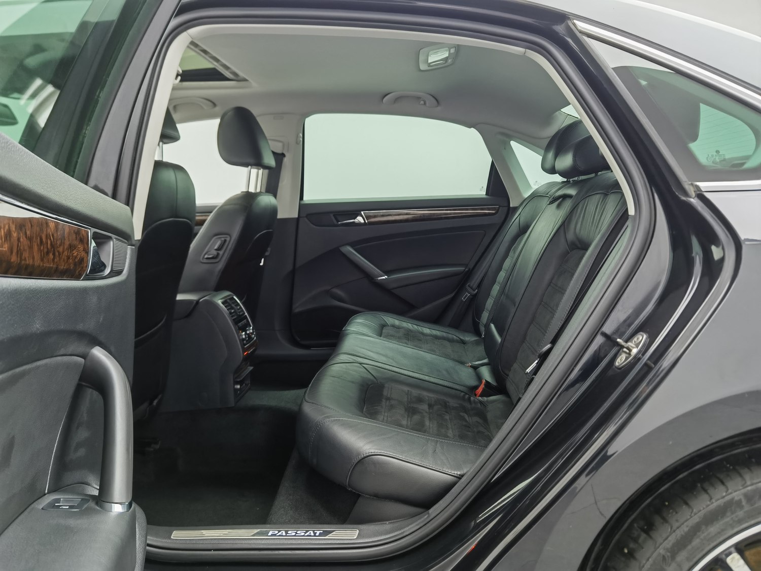 Used Volkswagen Passat 2013 1.8 AT