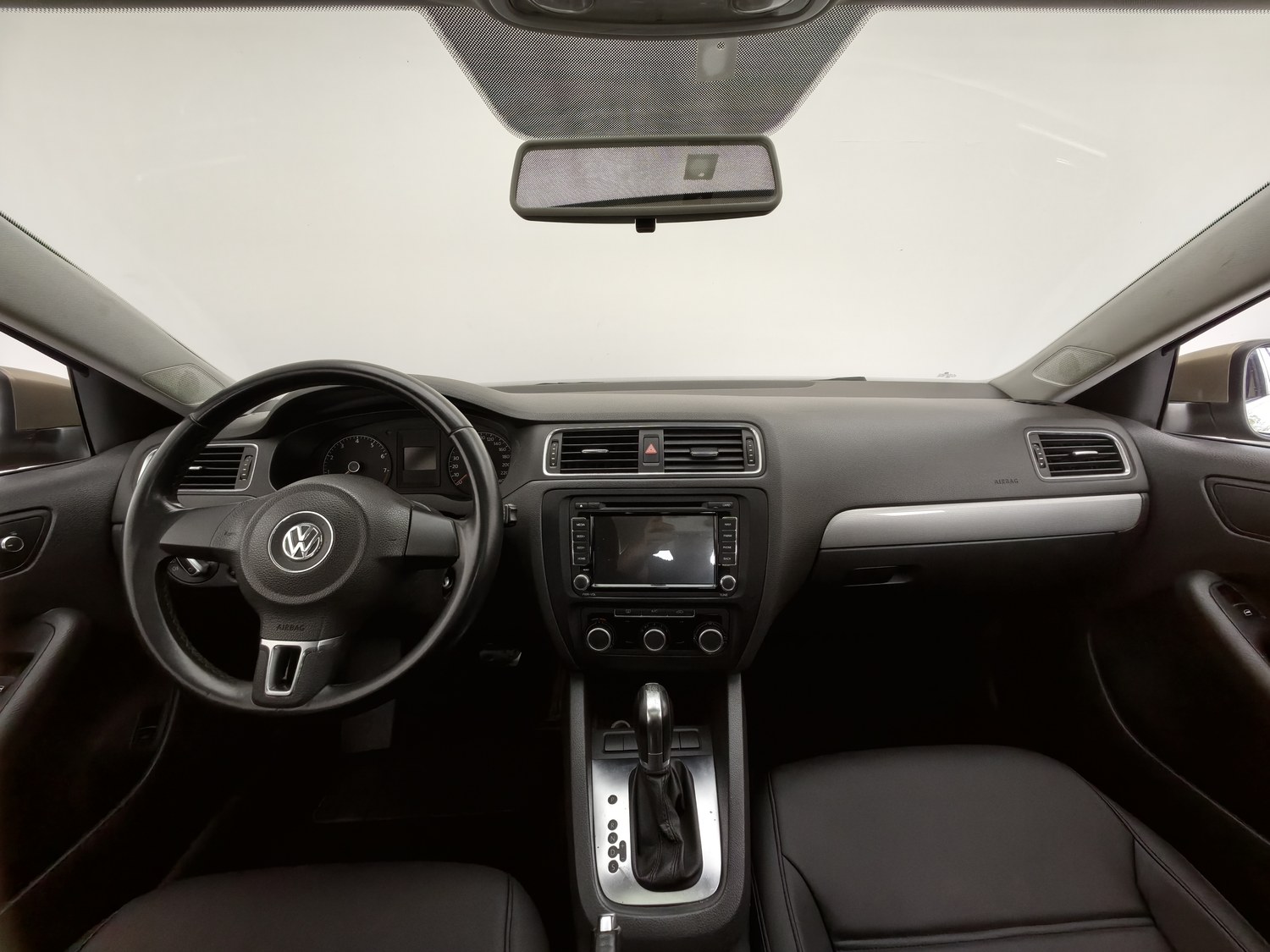 Used Volkswagen Sagitar 2014 1.6 AT