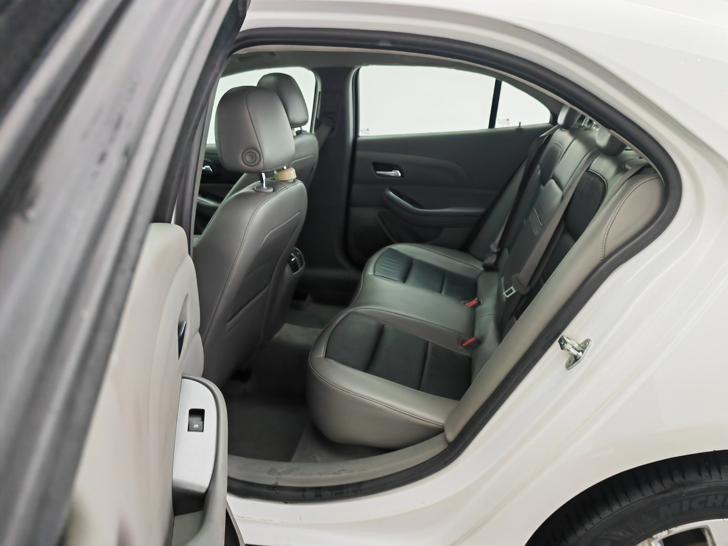 Used Chevrolet Malibu 2013 2.4 AT