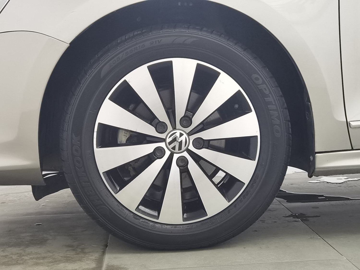 Used Volkswagen Sagitar 2018 1.6 AT
