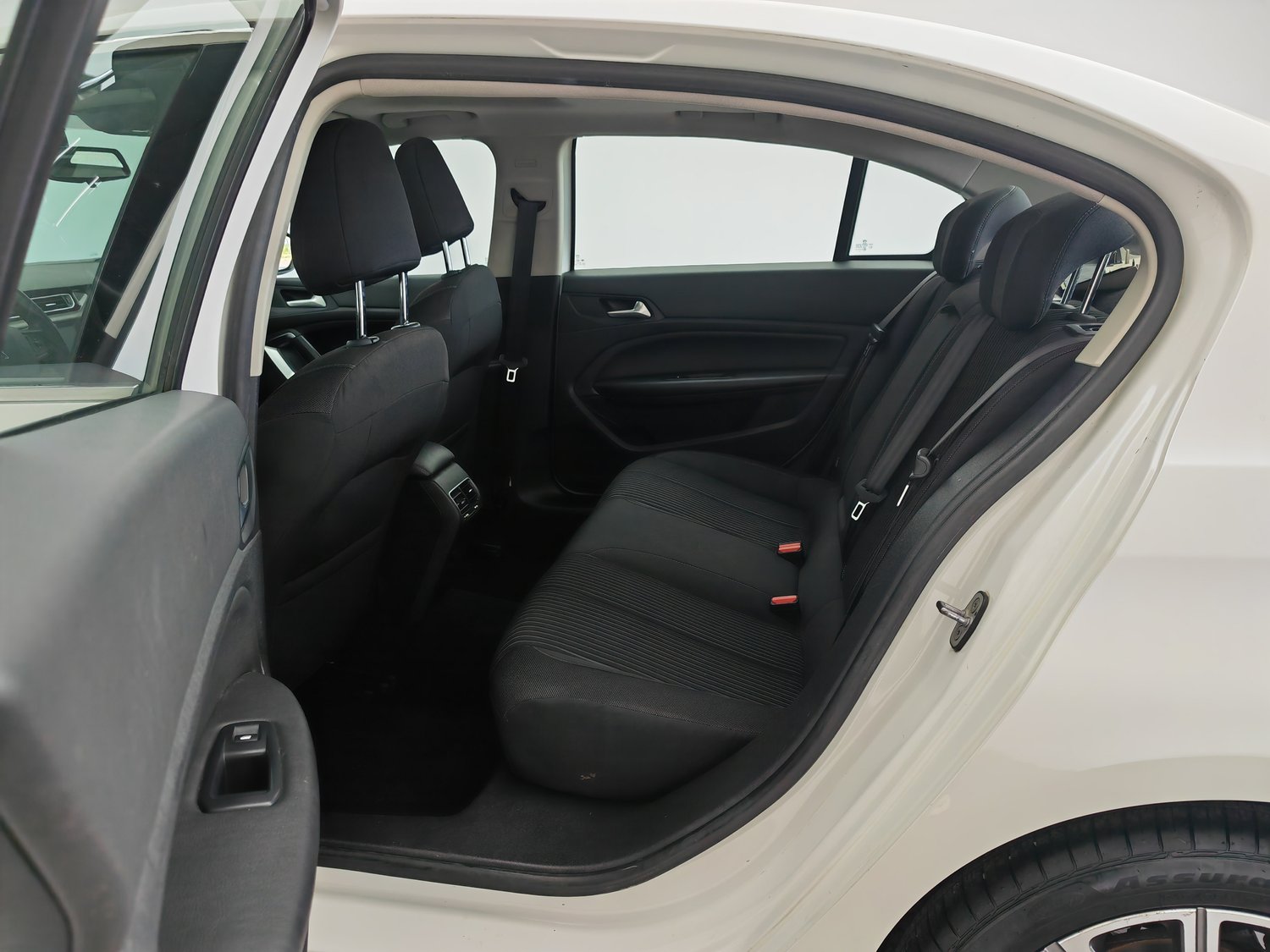 Used Peugeot 408 2014 1.8 AT