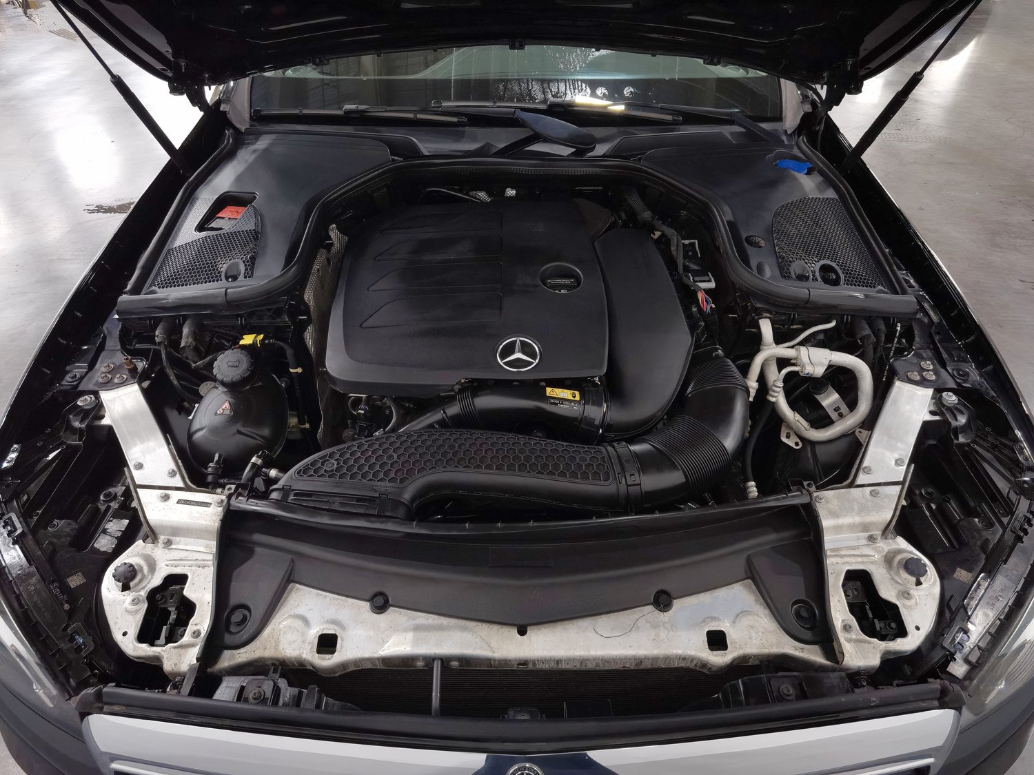 Used Mercedes-Benz E-Class 2020 2.0 AT