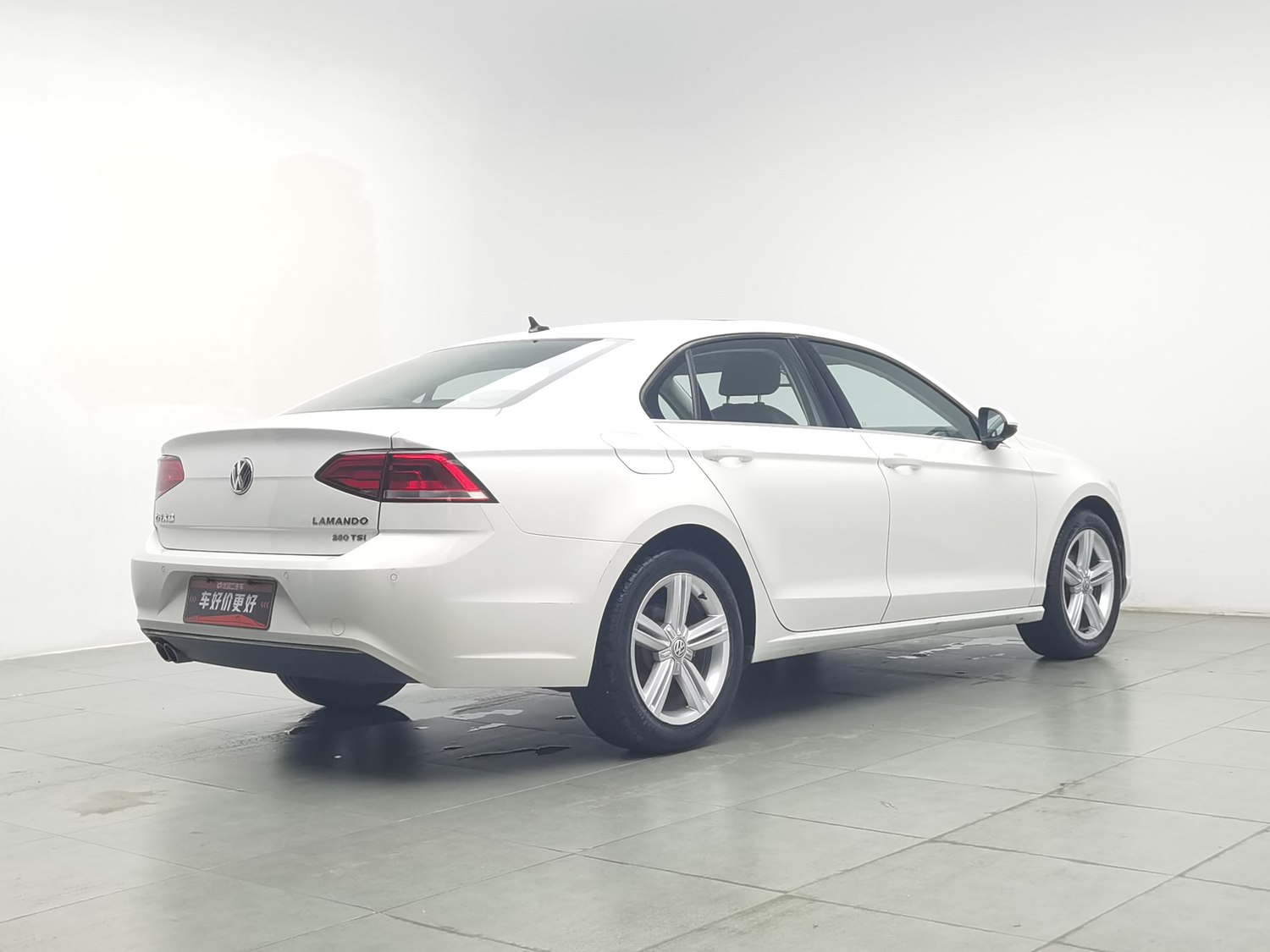 Used Volkswagen Lamando 2017 1.4 AT