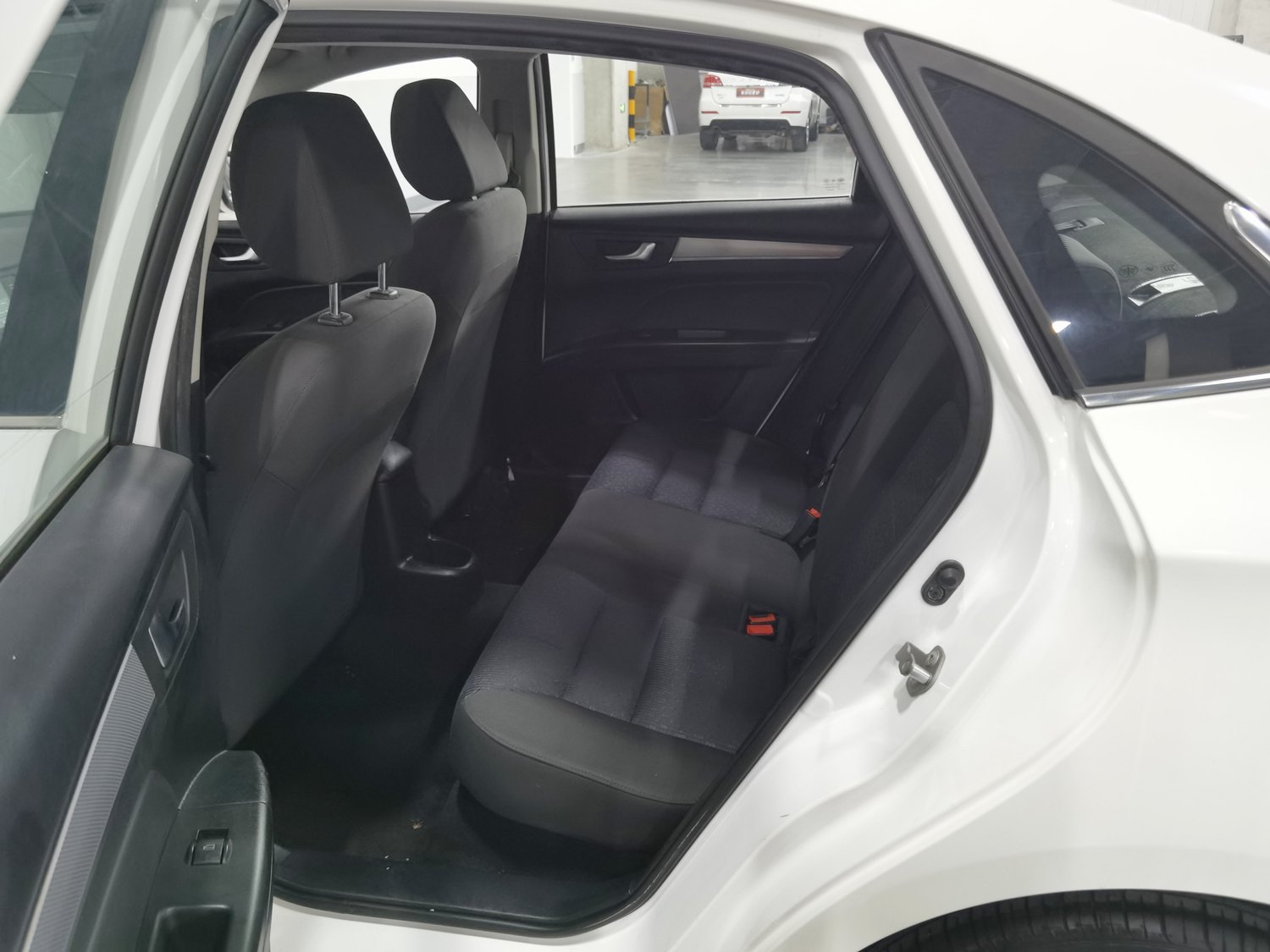Used Bestune B30 2016 1.6 AT