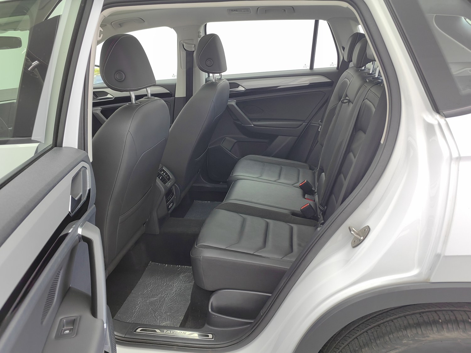 Used Volkswagen Tayron 2020 2.0 AT