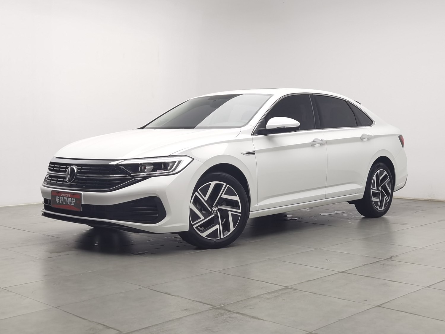 Used Volkswagen Sagitar 2023 1.4 AT