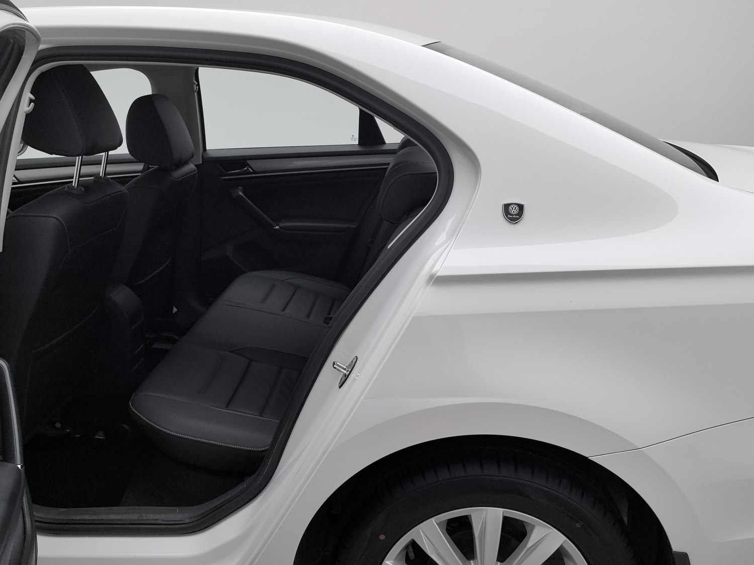 Used Volkswagen Bora 2016 1.6 AT