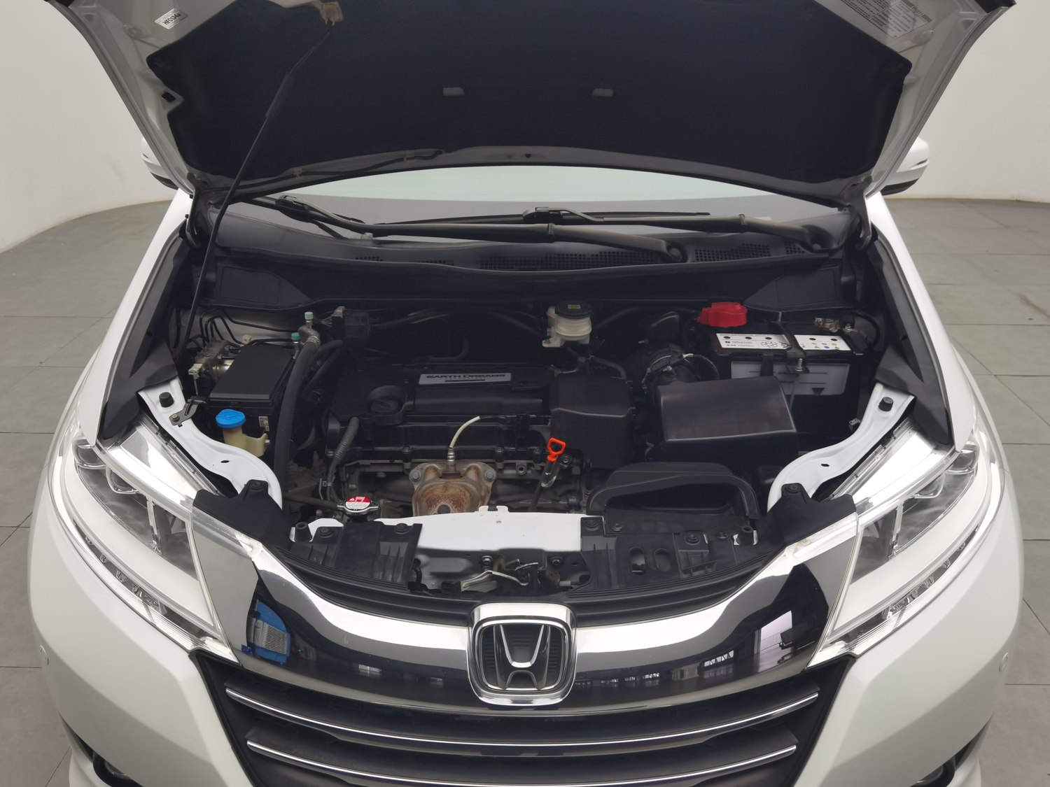 Used Honda Odyssey 2015 2.4 AT