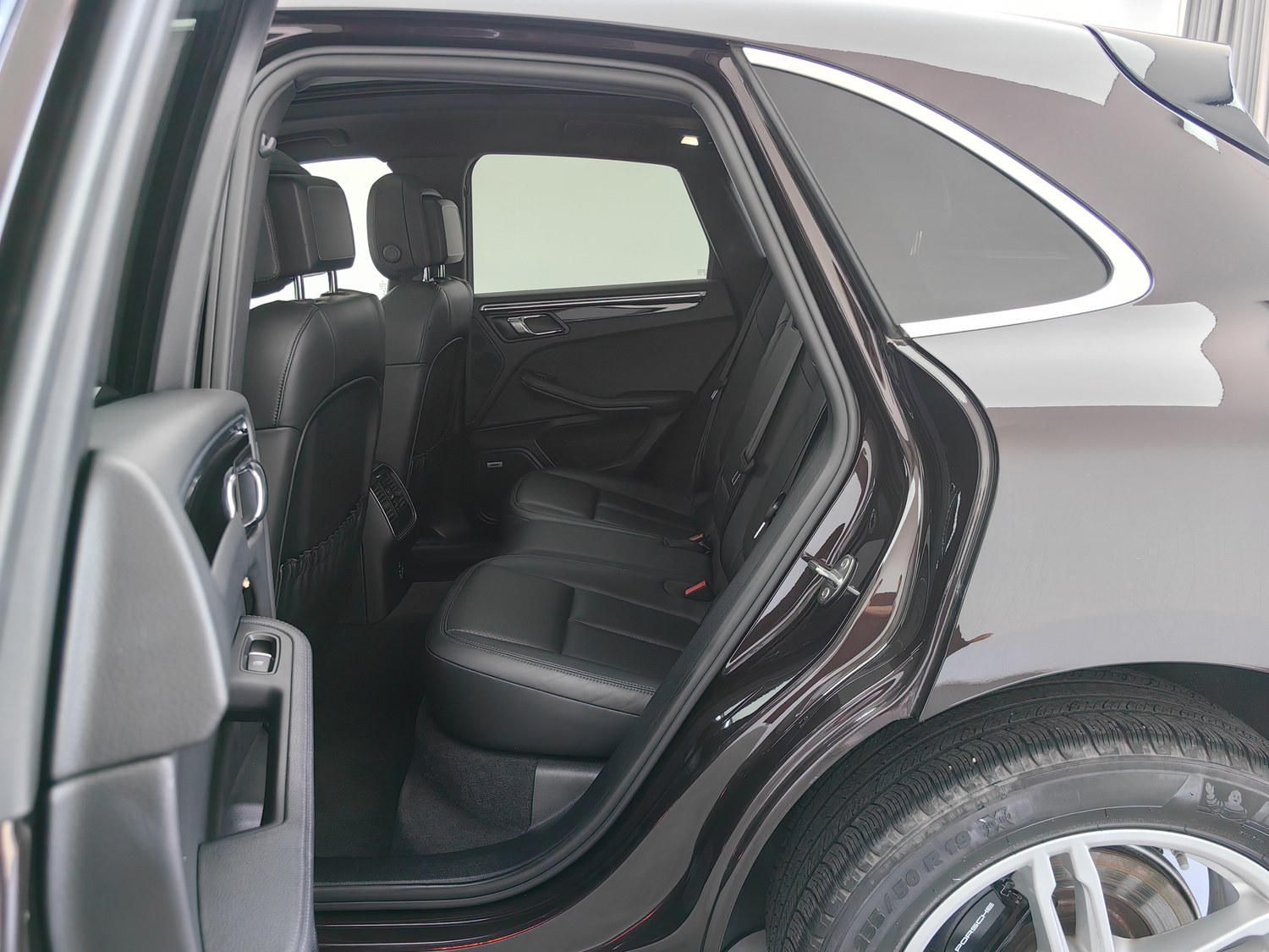 Used Porsche Macan 2022 2.0 AT