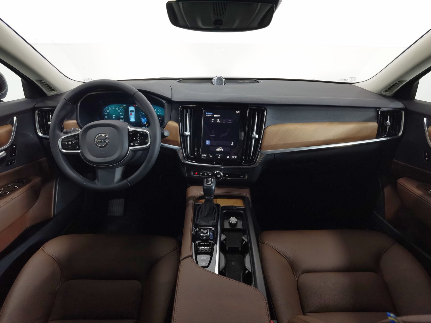 Used Volvo S90 2020 2.0 AT