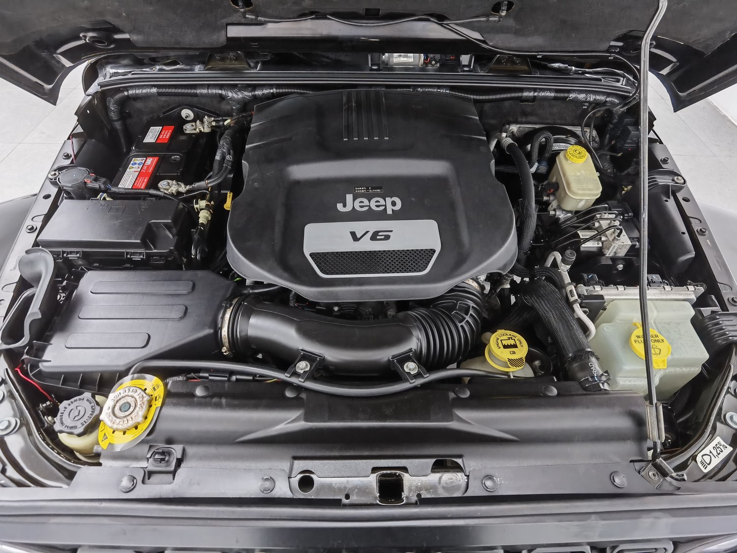 Used Jeep Wrangler 2015 3.0 AT