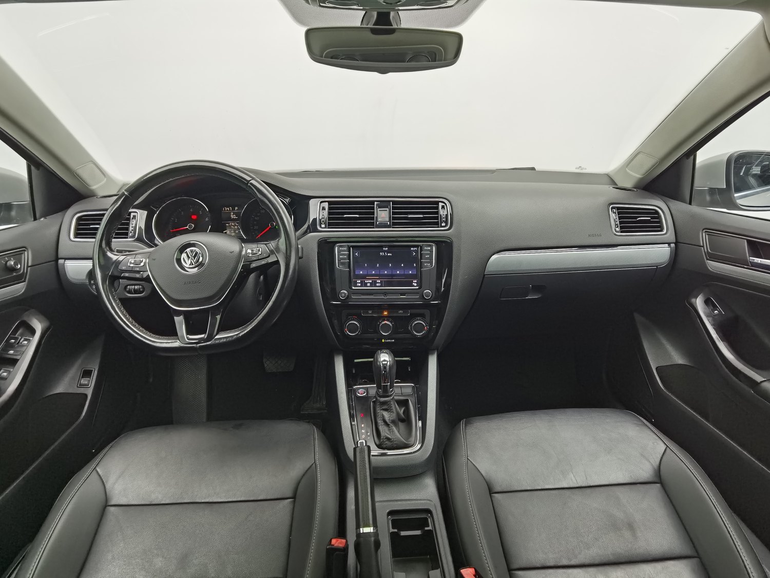 Used Volkswagen Sagitar 2018 1.6 AT