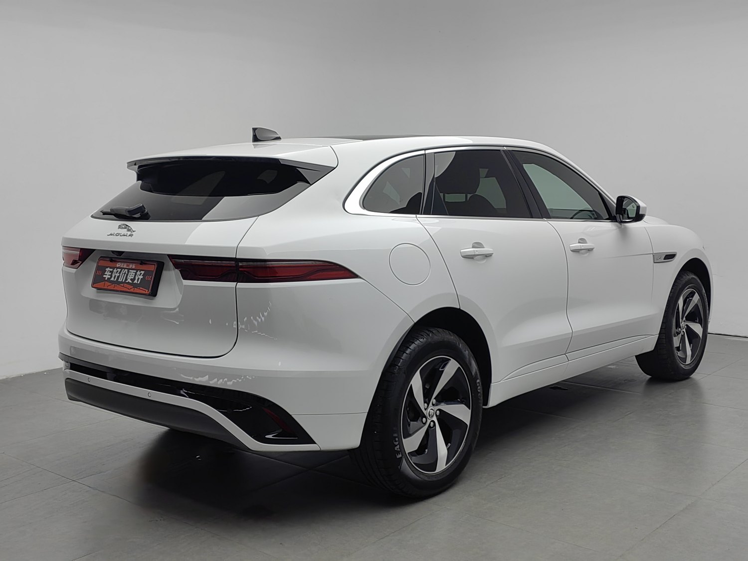 Used Jaguar F-PACE 2024 2.0 AT