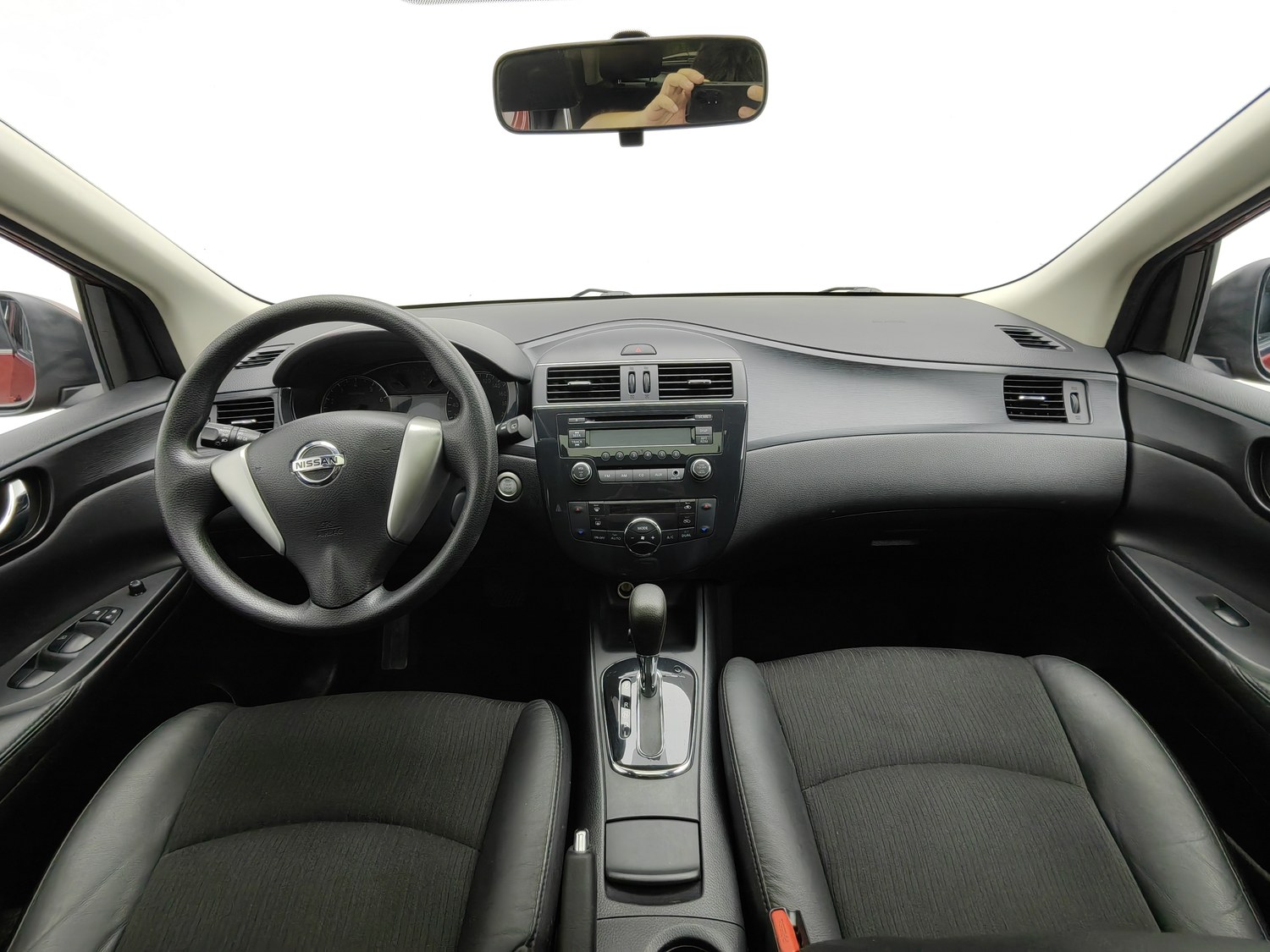 Used Nissan Tiida 2011 1.6 AT