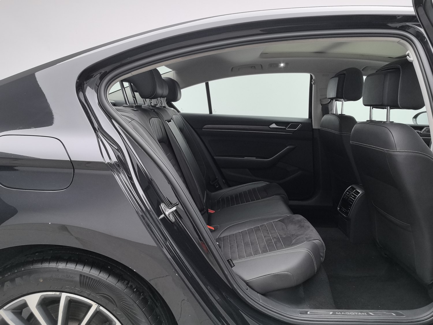 Used Volkswagen Magotan 2020 2.0 AT