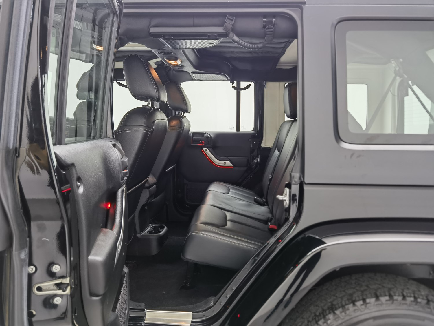 Used Jeep Wrangler 2015 3.0 AT