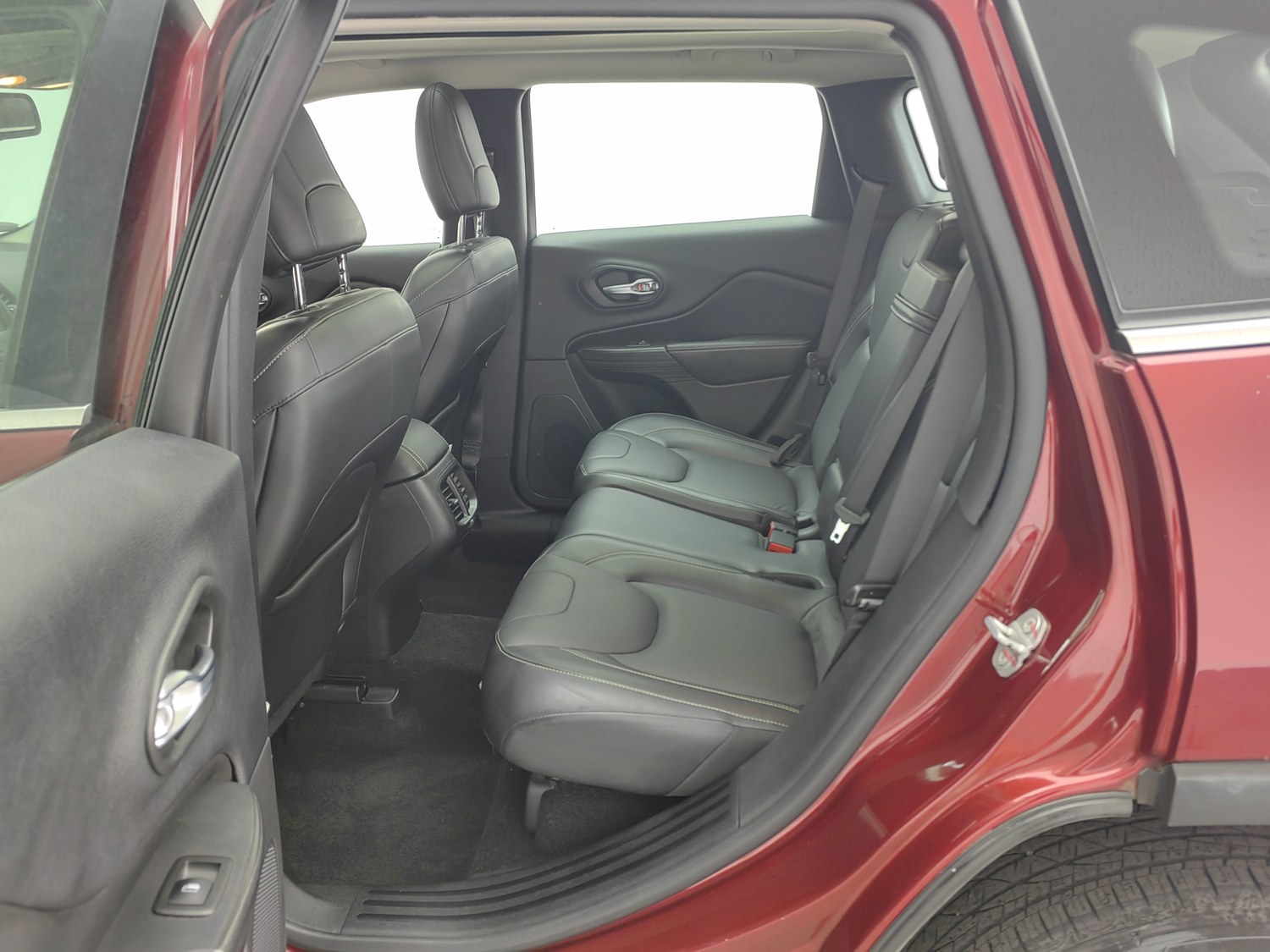 Used Jeep Cherokee 2016 2.4 AT