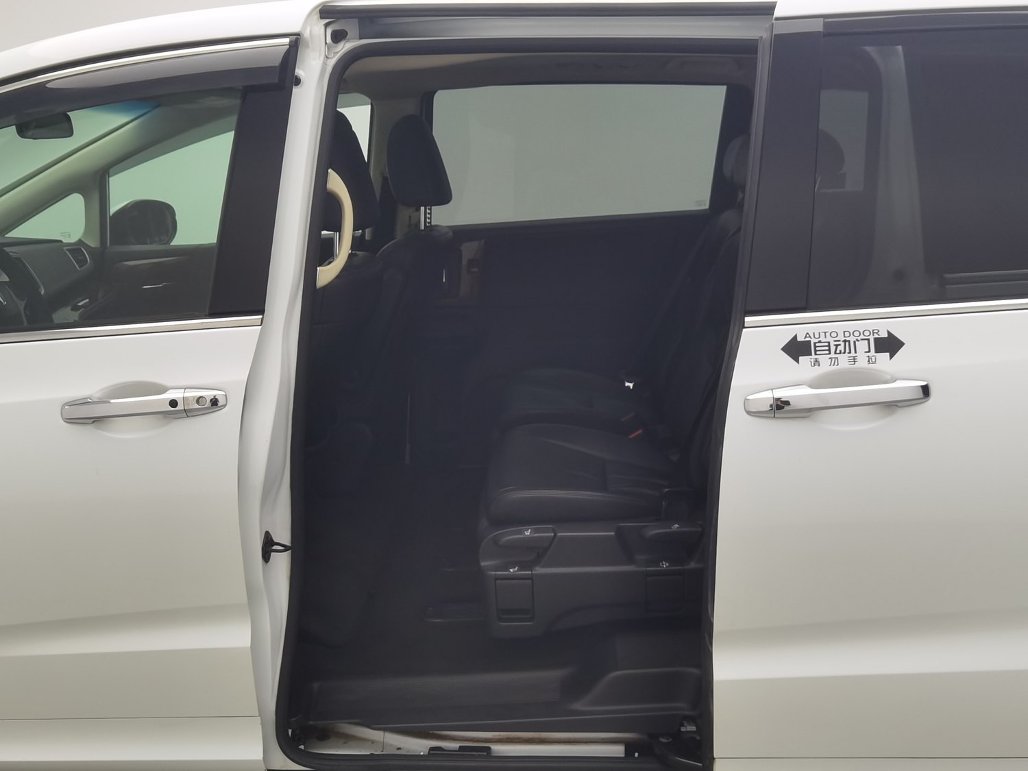 Used Honda Odyssey 2015 2.4 AT