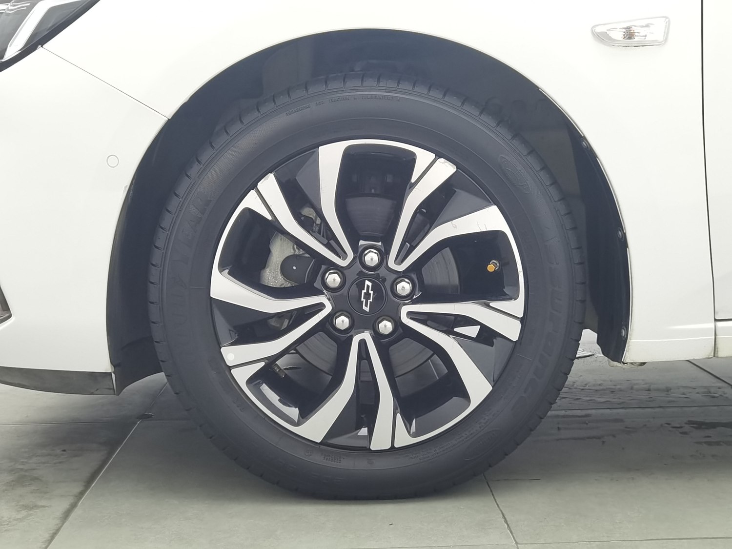 Used Chevrolet Monza 2019 1.3 AT