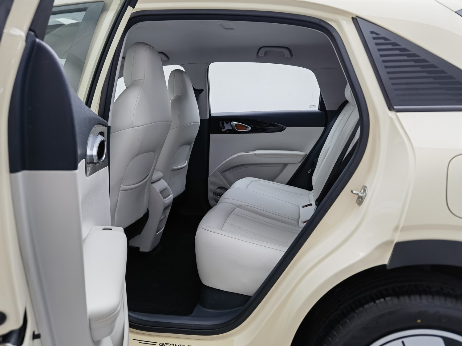 Used Geely Galaxy Wish 2025