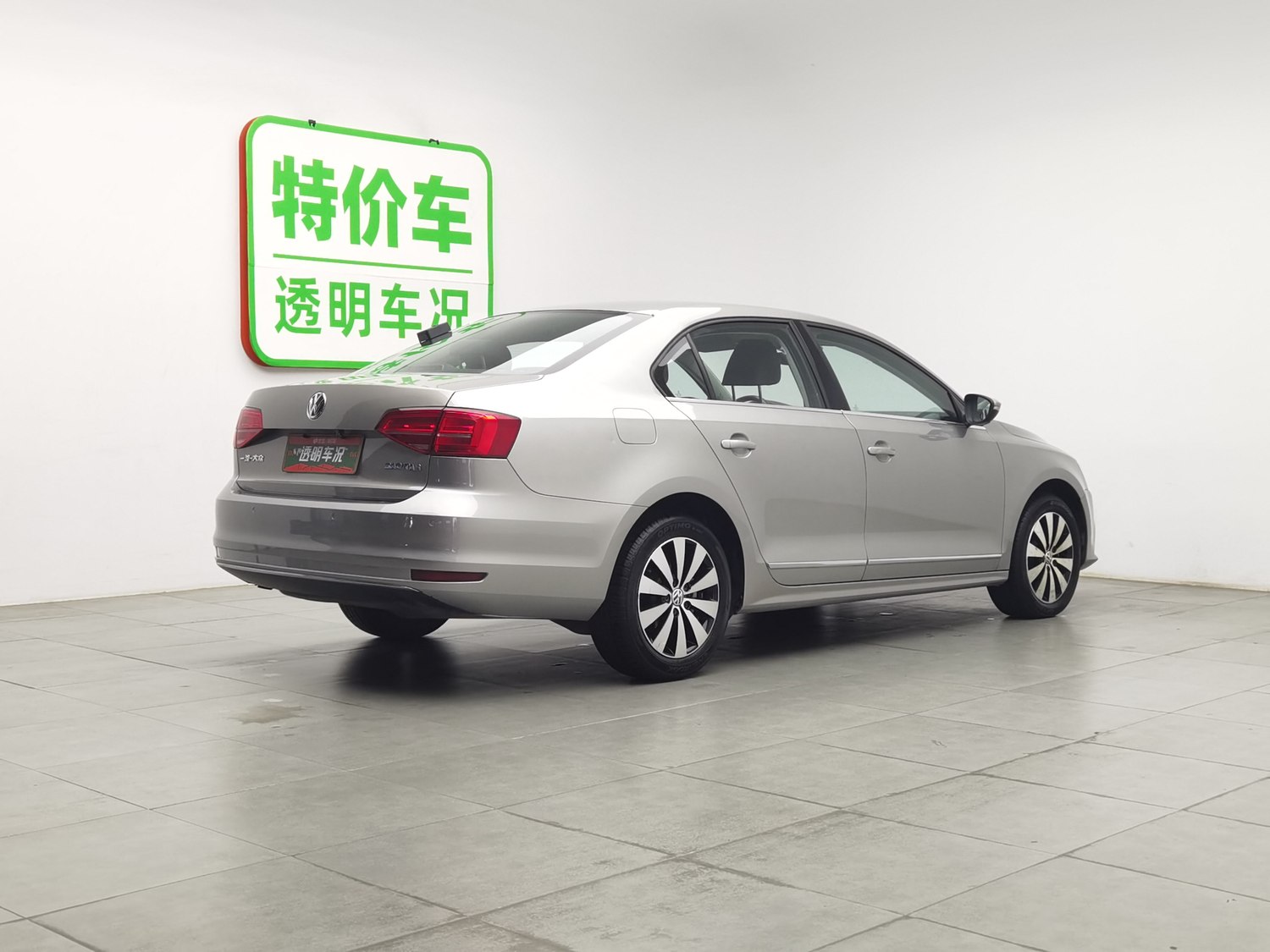Used Volkswagen Sagitar 2018 1.6 AT
