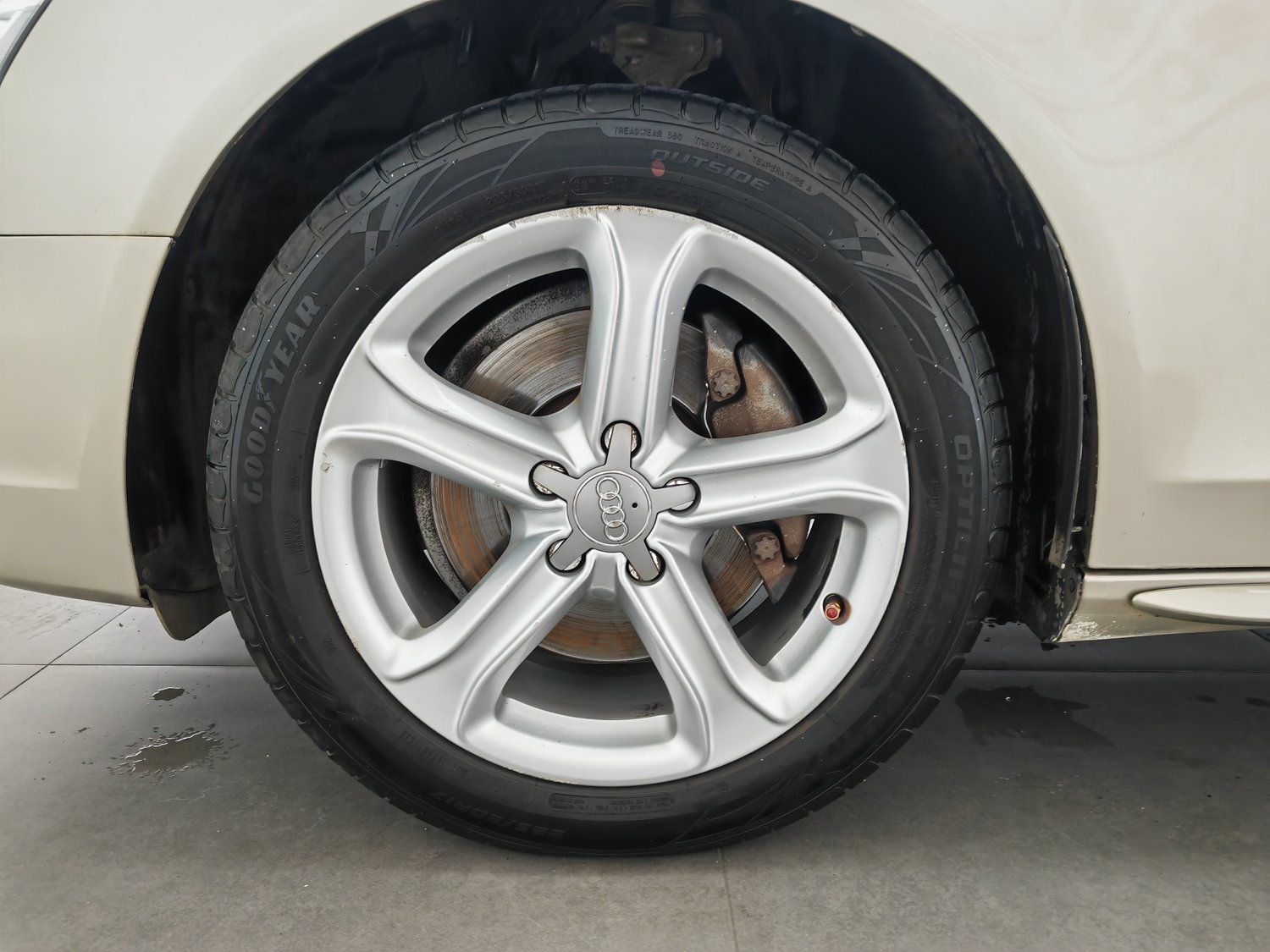 Used Audi A4L 2015 2.0 AT