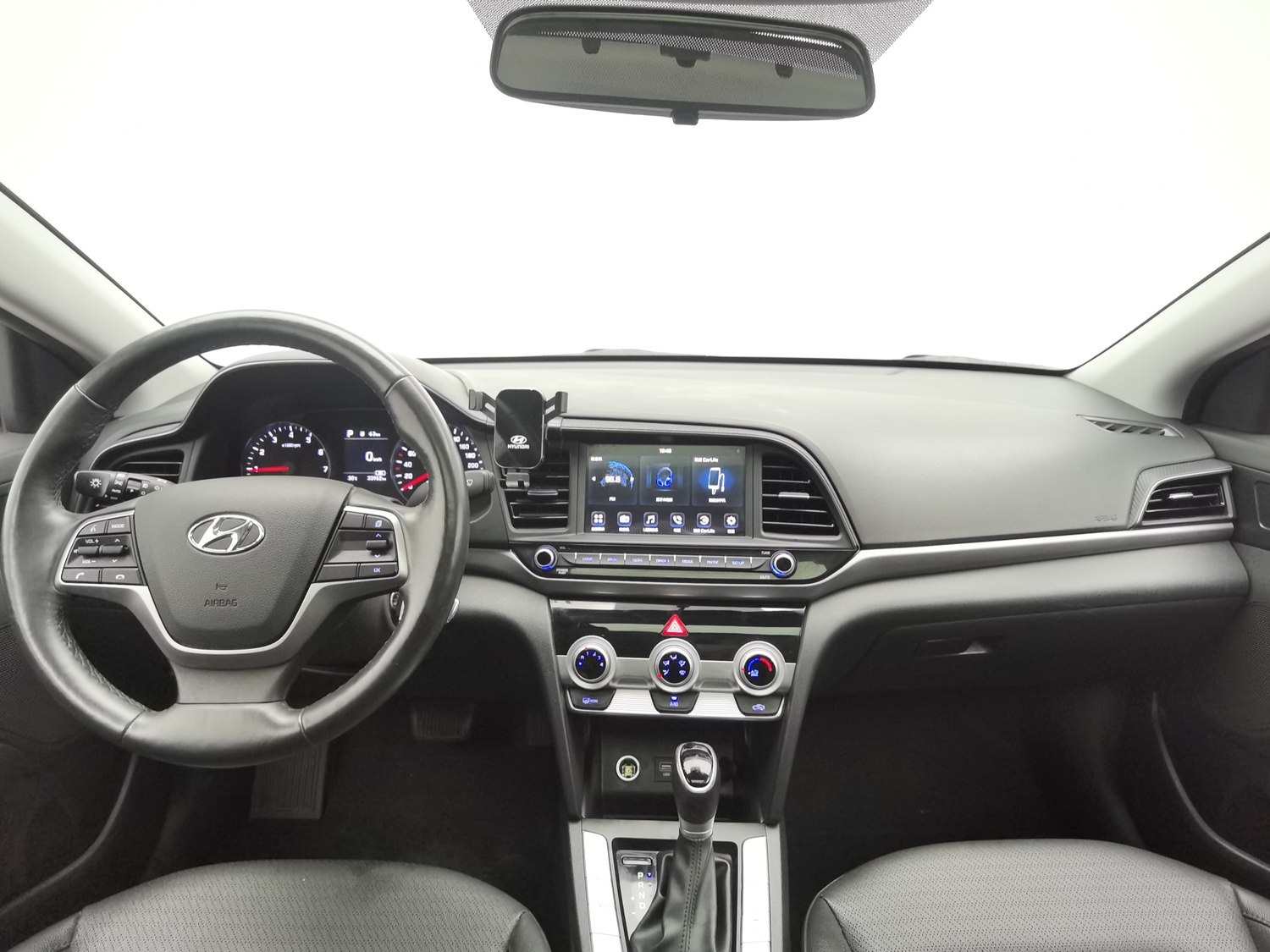 Used Hyundai Elantra 2019 1.5 AT