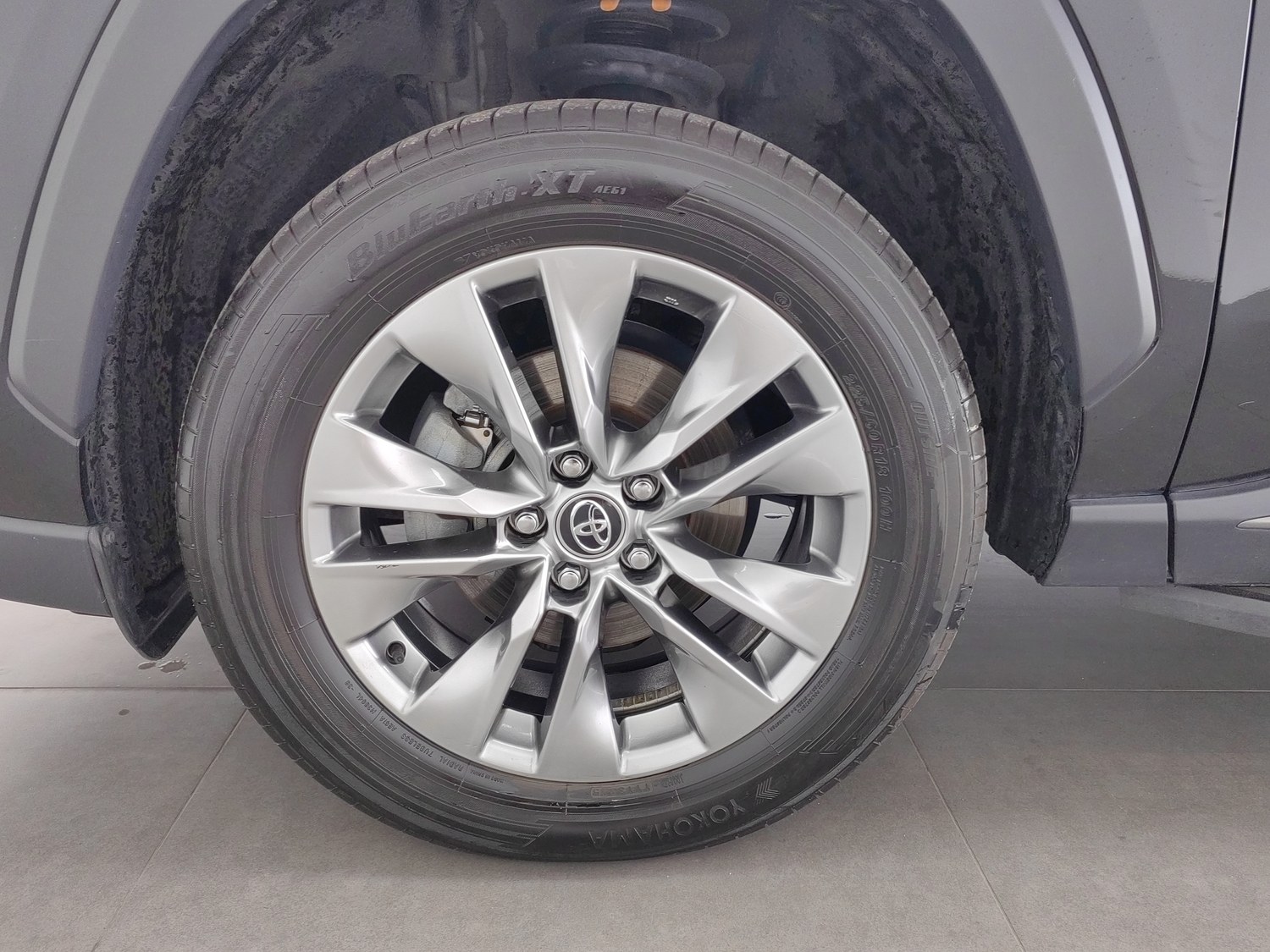 Used Toyota Wildlander 2024 2.0 AT