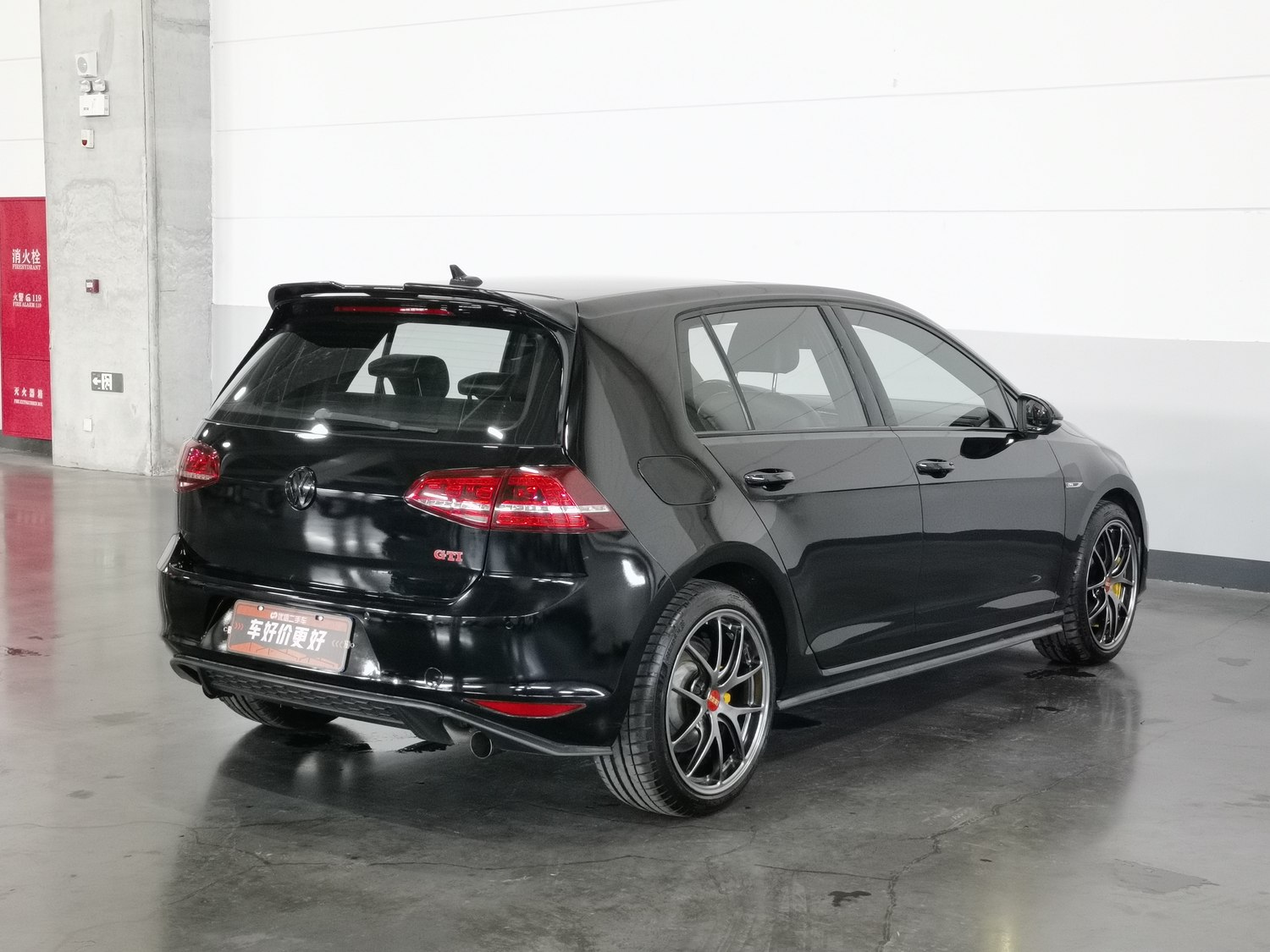Used Volkswagen Golf GTI 2016 2.0 AT