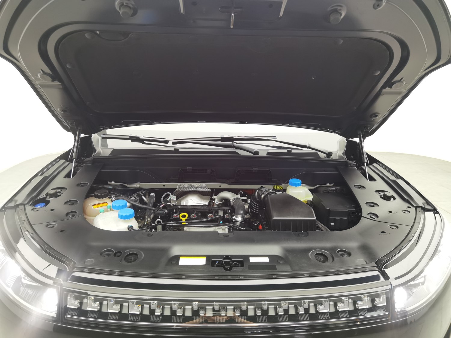 Used Dongfeng eπ 008 2025 1.5 AT