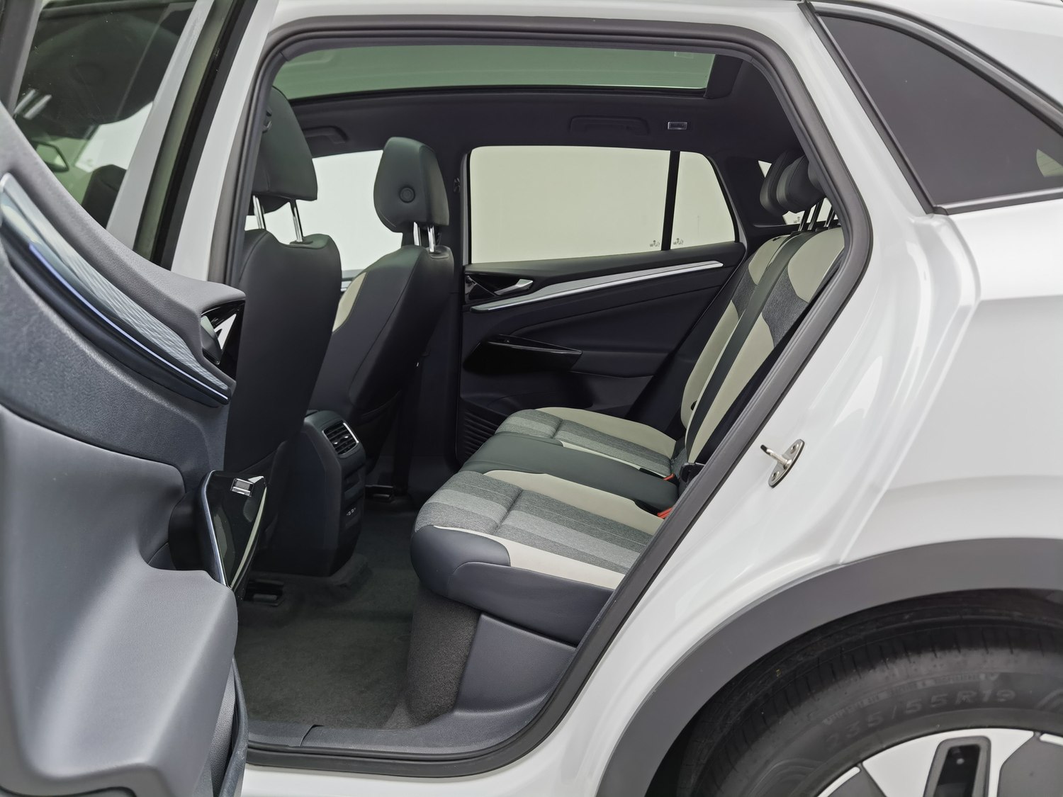 Used Volkswagen ID.4 CROZZ 2024