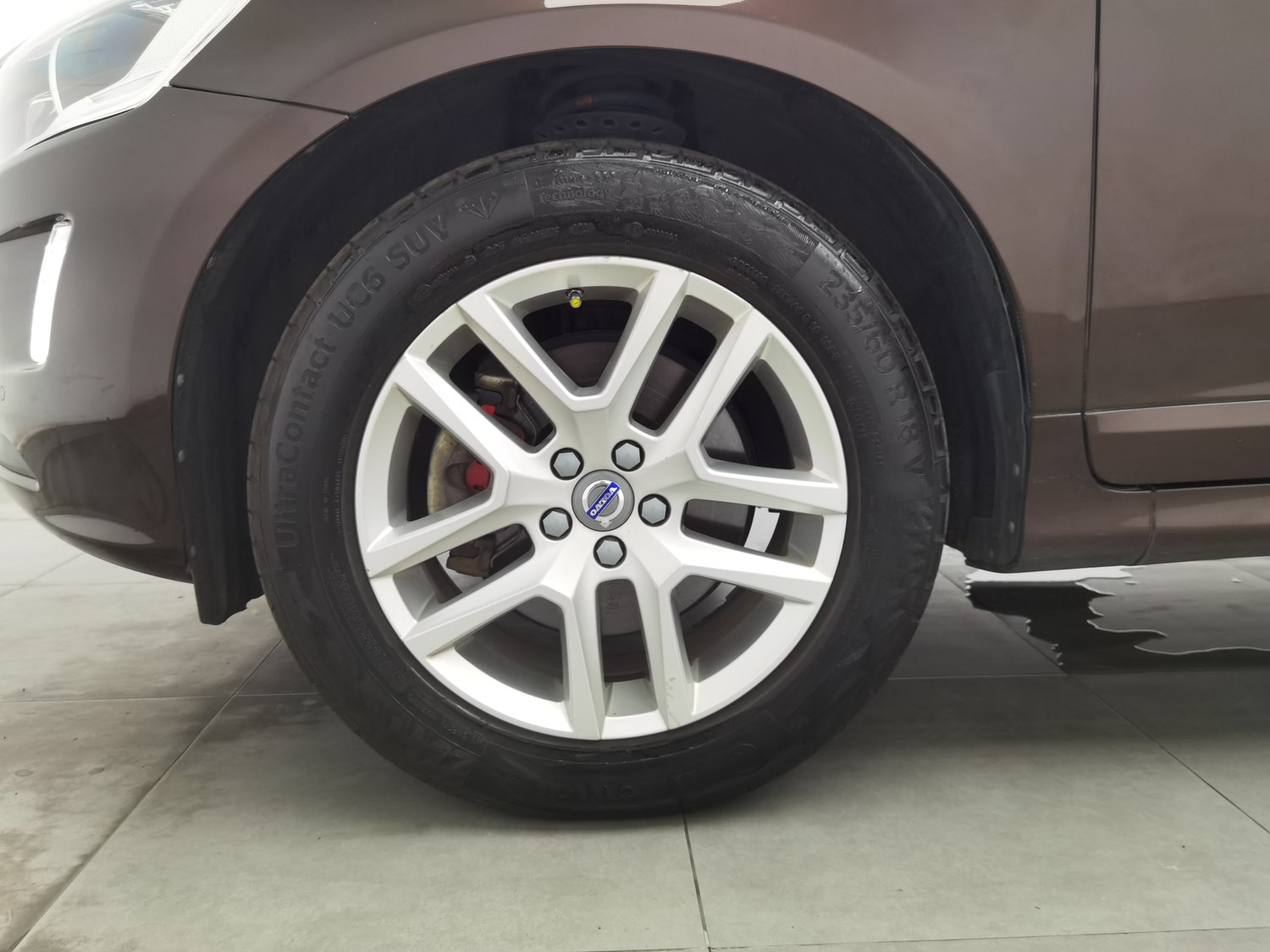 Used Volvo XC60 2017 2.0 AT