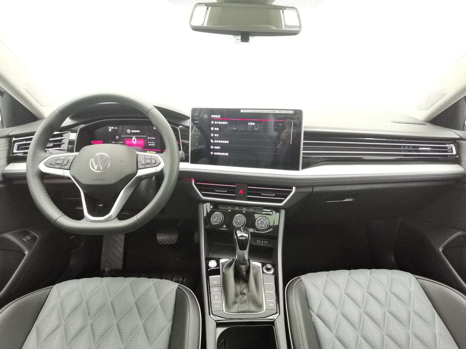 Used Volkswagen Sagitar 2025 1.5 AT