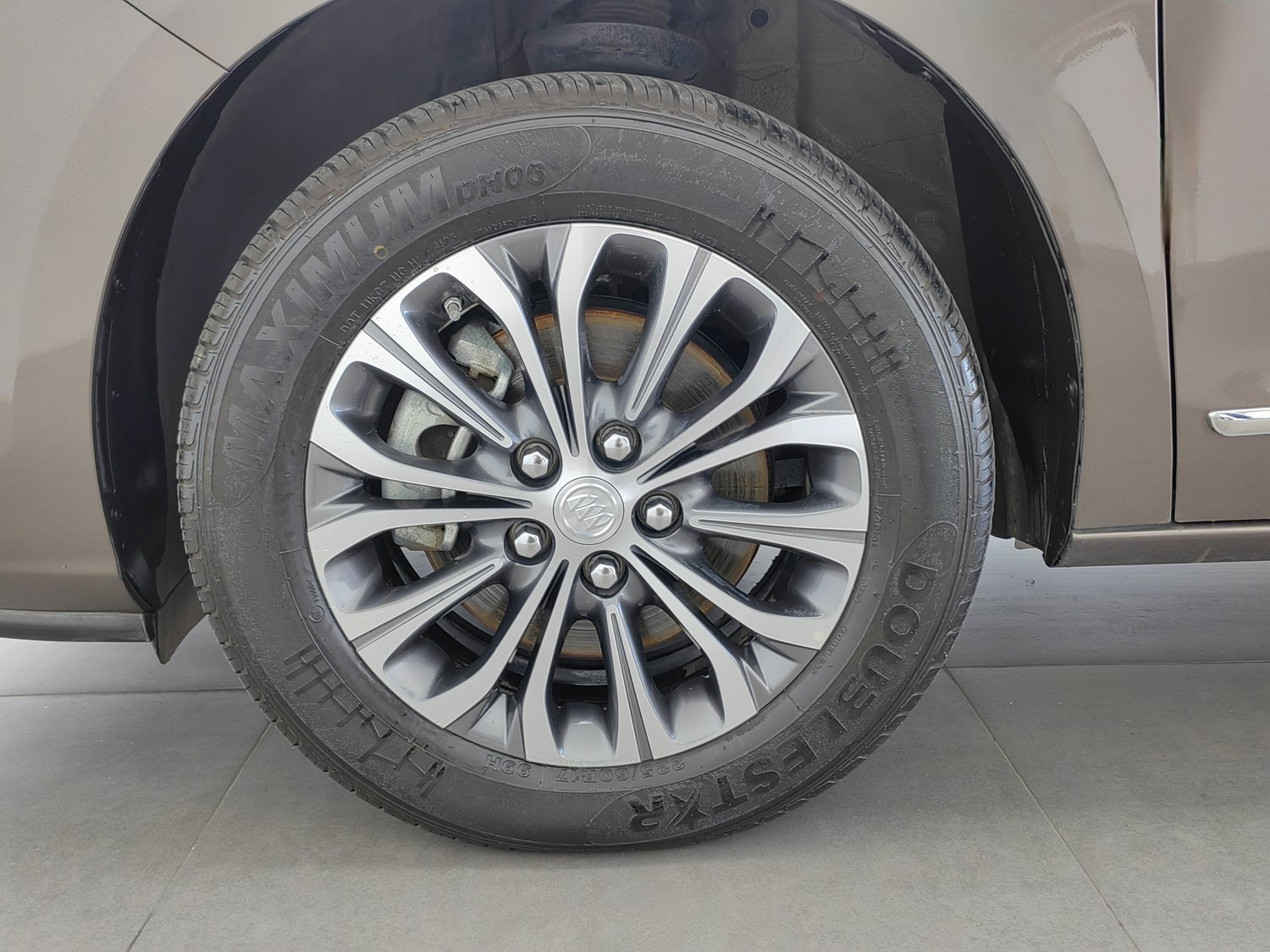Used Buick GL8 2022 2.0 AT