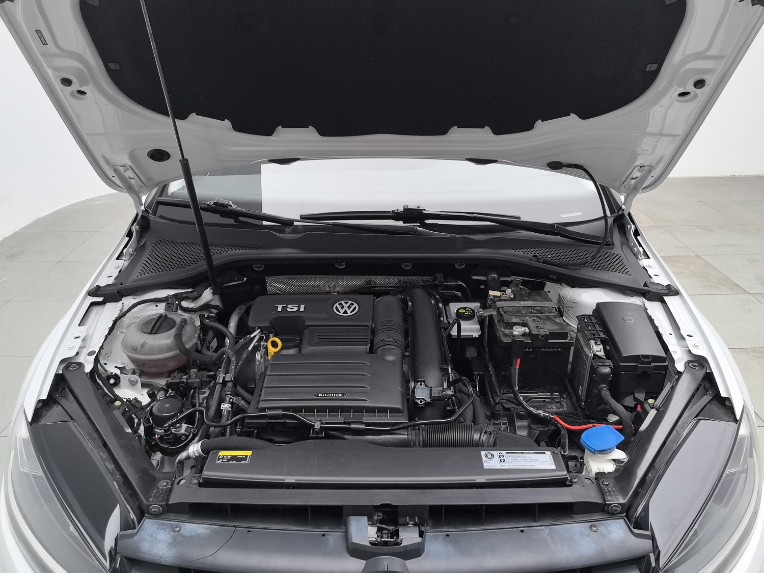 Used Volkswagen Golf 2020 1.4 AT