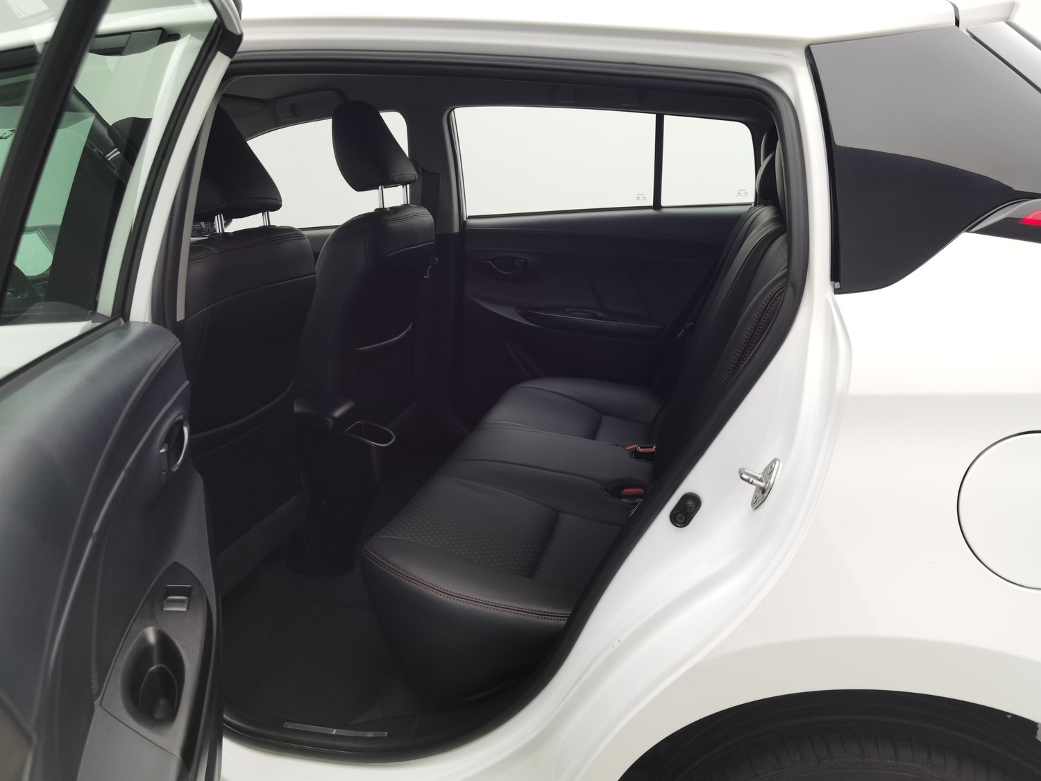 Used Toyota YARiS L 2016 1.5 AT