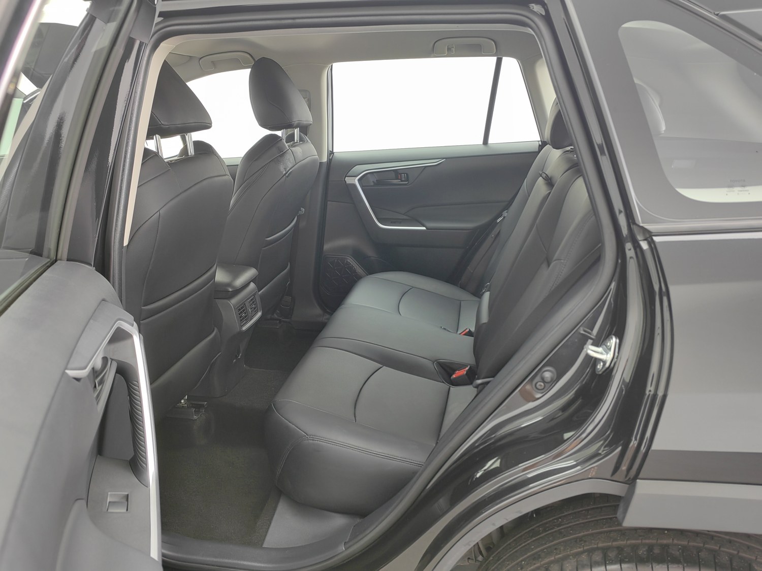 Used Toyota Wildlander 2024 2.0 AT