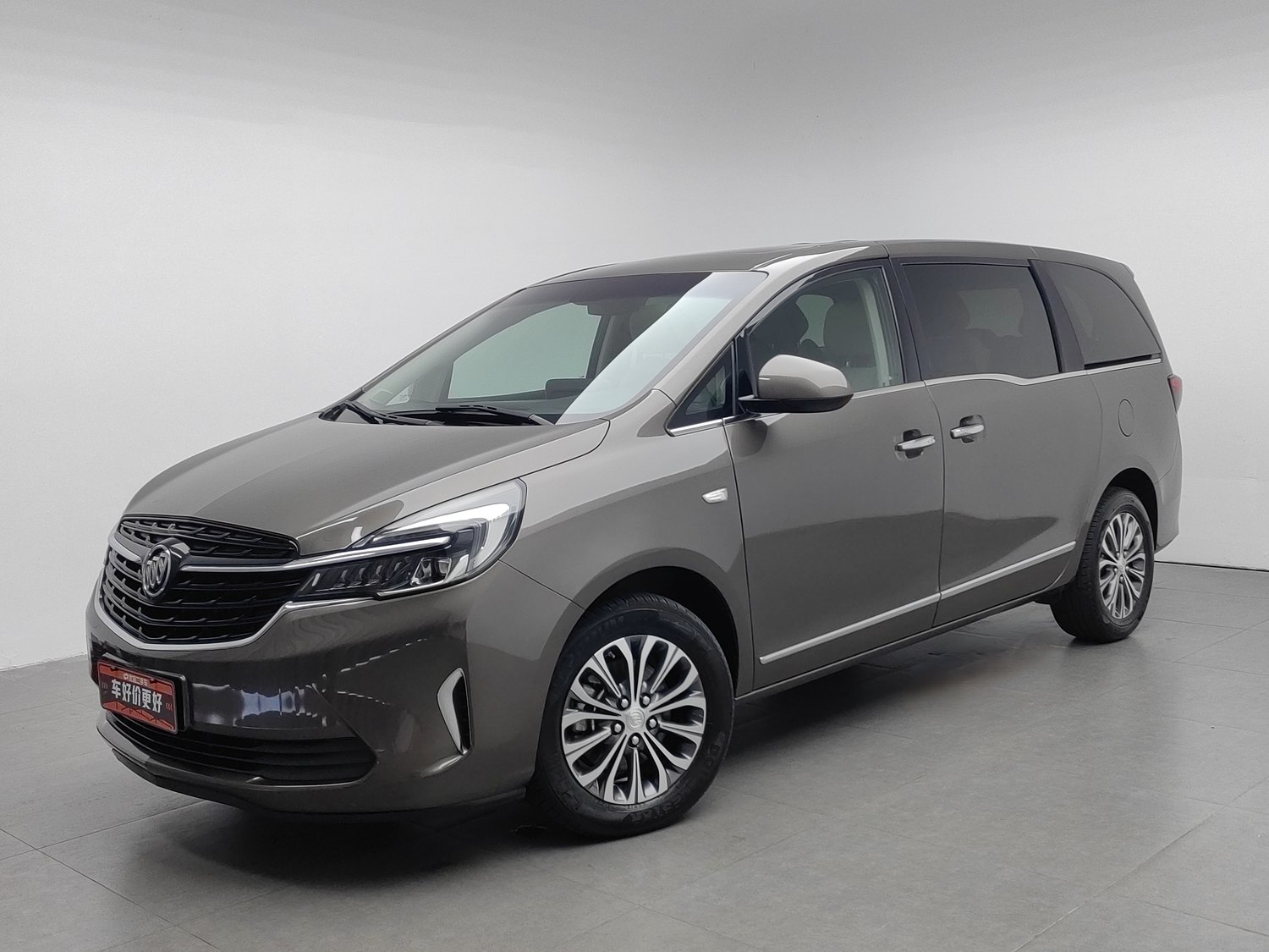Used Buick GL8 2022 2.0 AT
