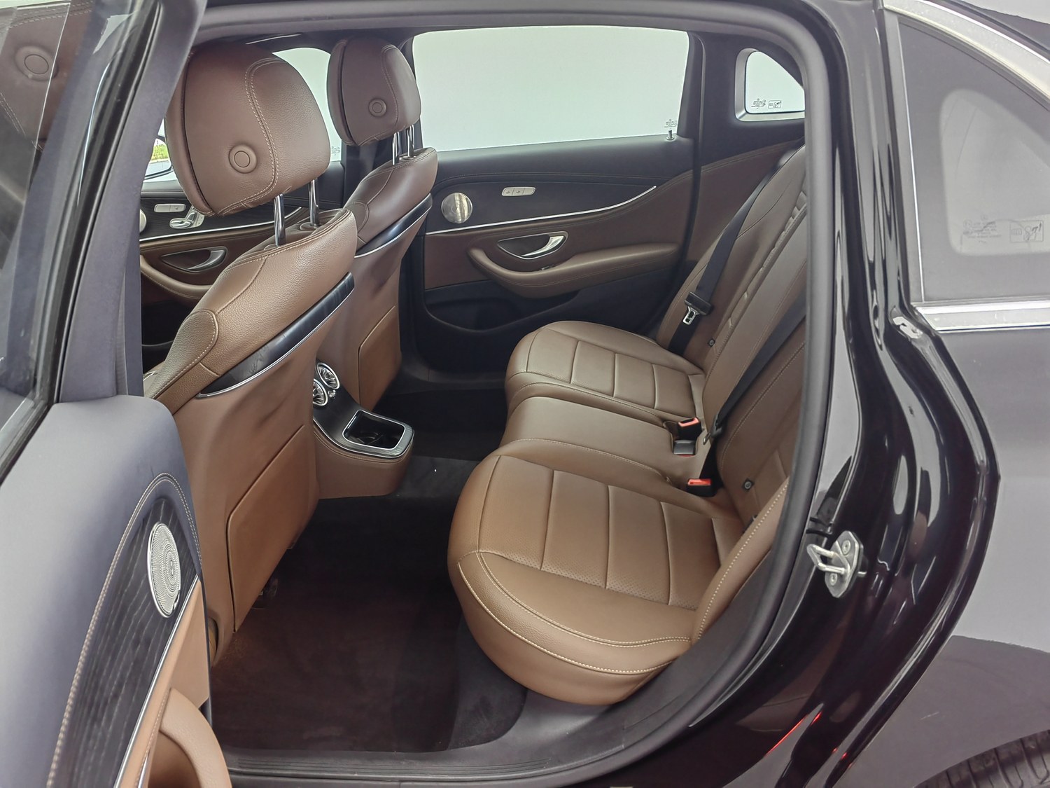 Used Mercedes-Benz E-Class 2023 2.0 AT