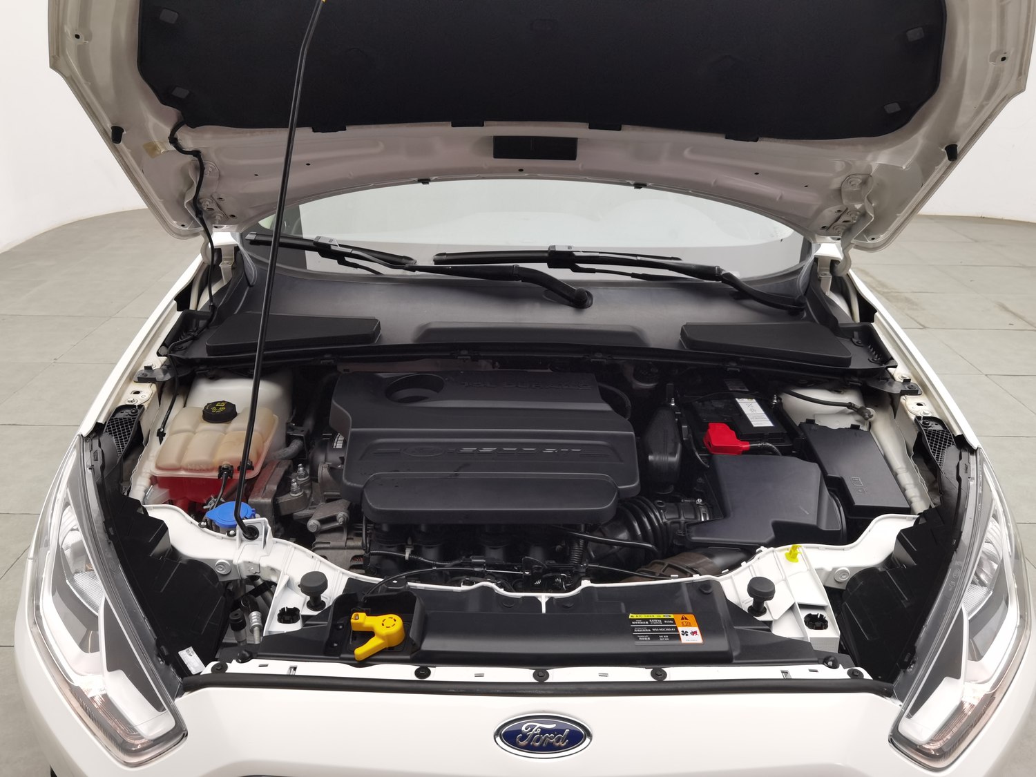 Used Ford Escort 2015 1.5 AT