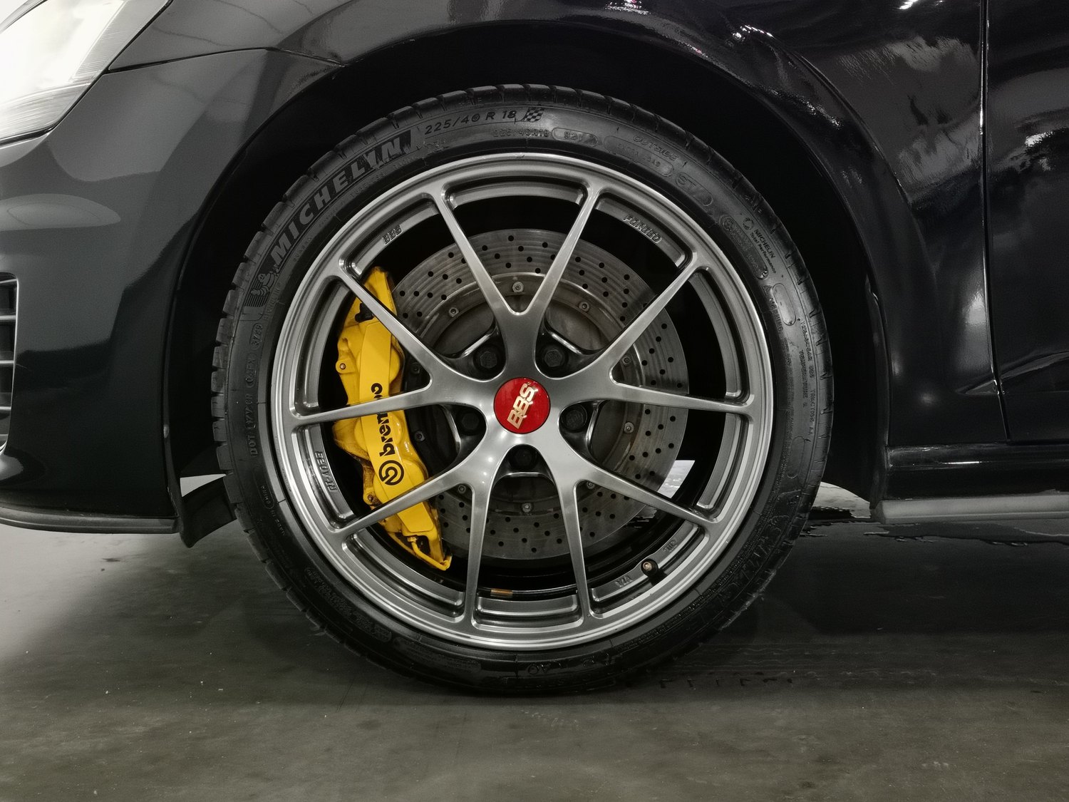 Used Volkswagen Golf GTI 2016 2.0 AT