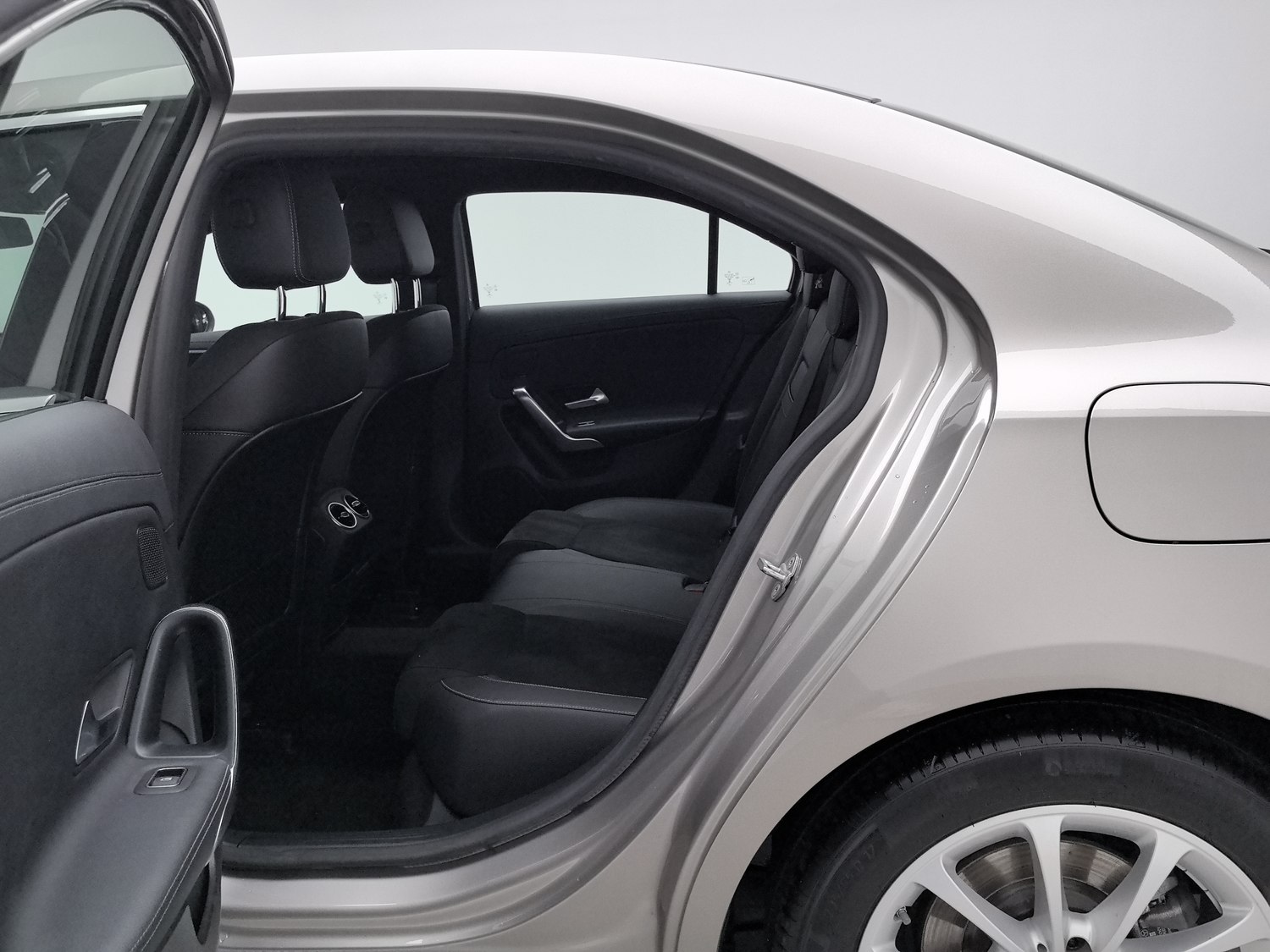 Used Mercedes-Benz A-Class 2020 1.3 AT