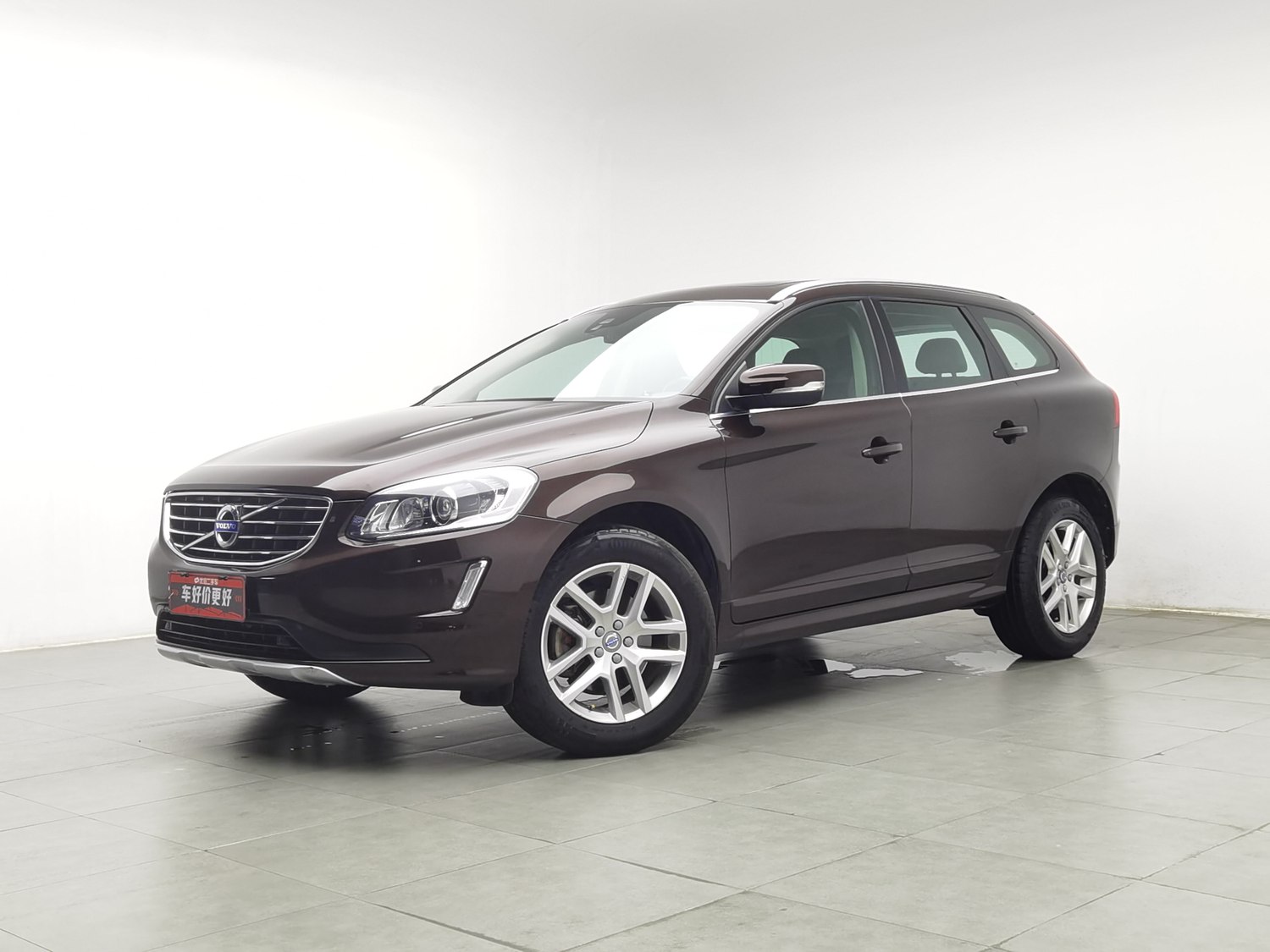 Used Volvo XC60 2017 2.0 AT