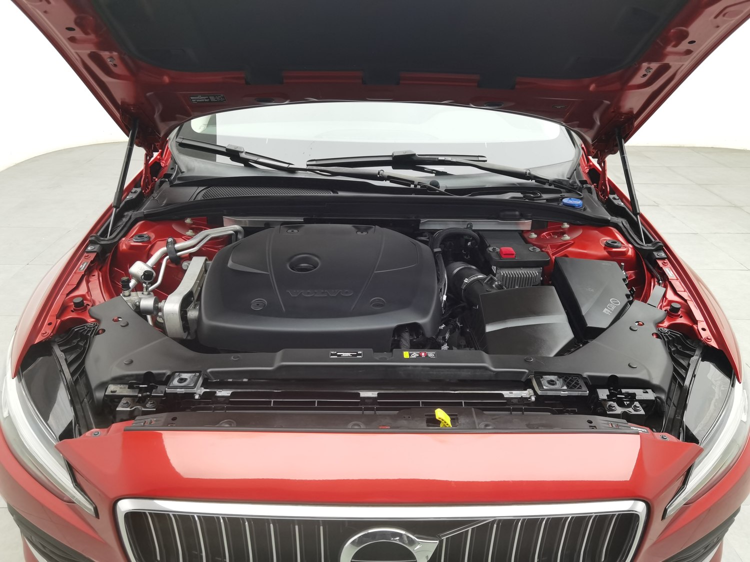 Used Volvo S60 2021 2.0 AT