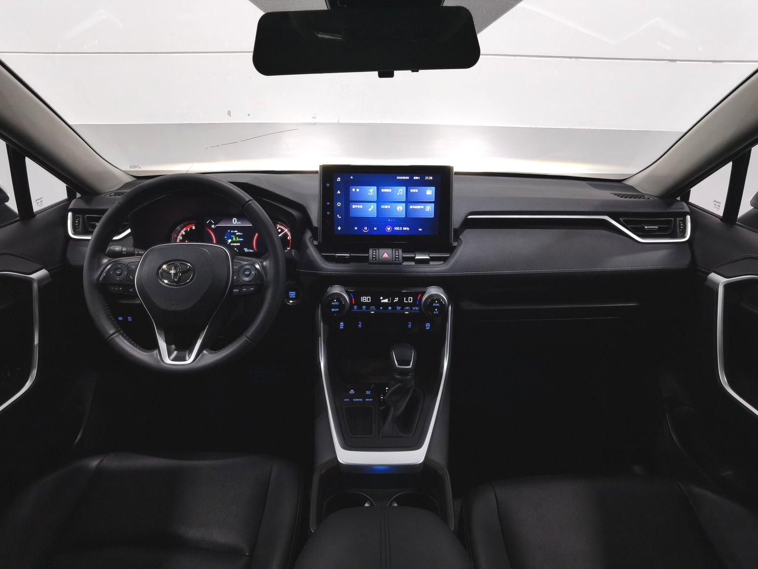 Used Toyota RAV4 2021 2.0 AT