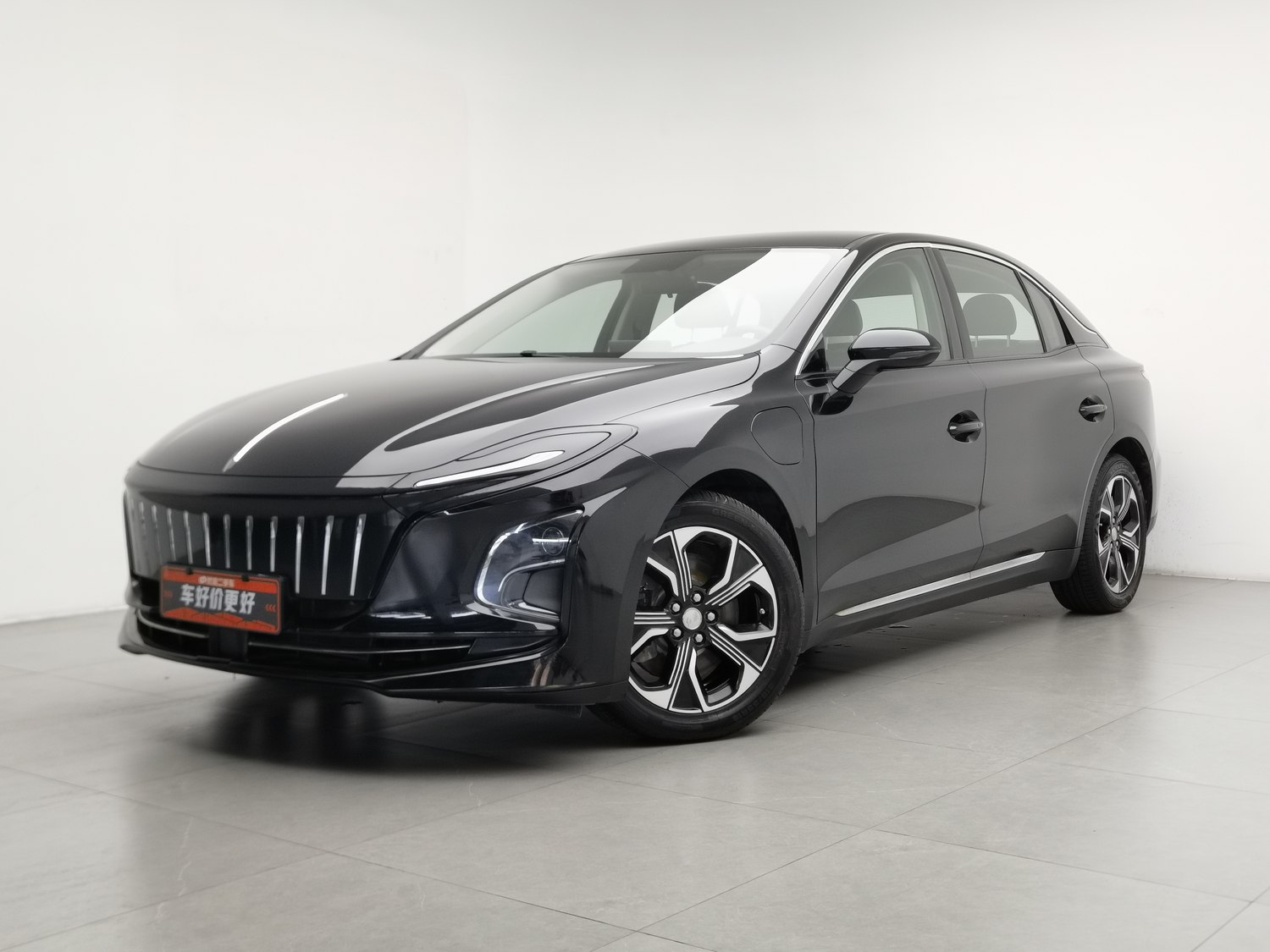 Used Hongqi E-QM5 2021